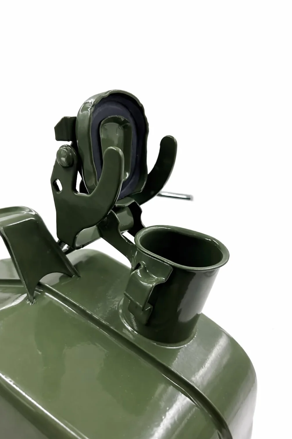 Tanica in Acciaio Verniciato Verde, Omologata per Carburante, Benzina e Gasolio, Uso Agricolo, Nautico e Campeggio (20 Litri)