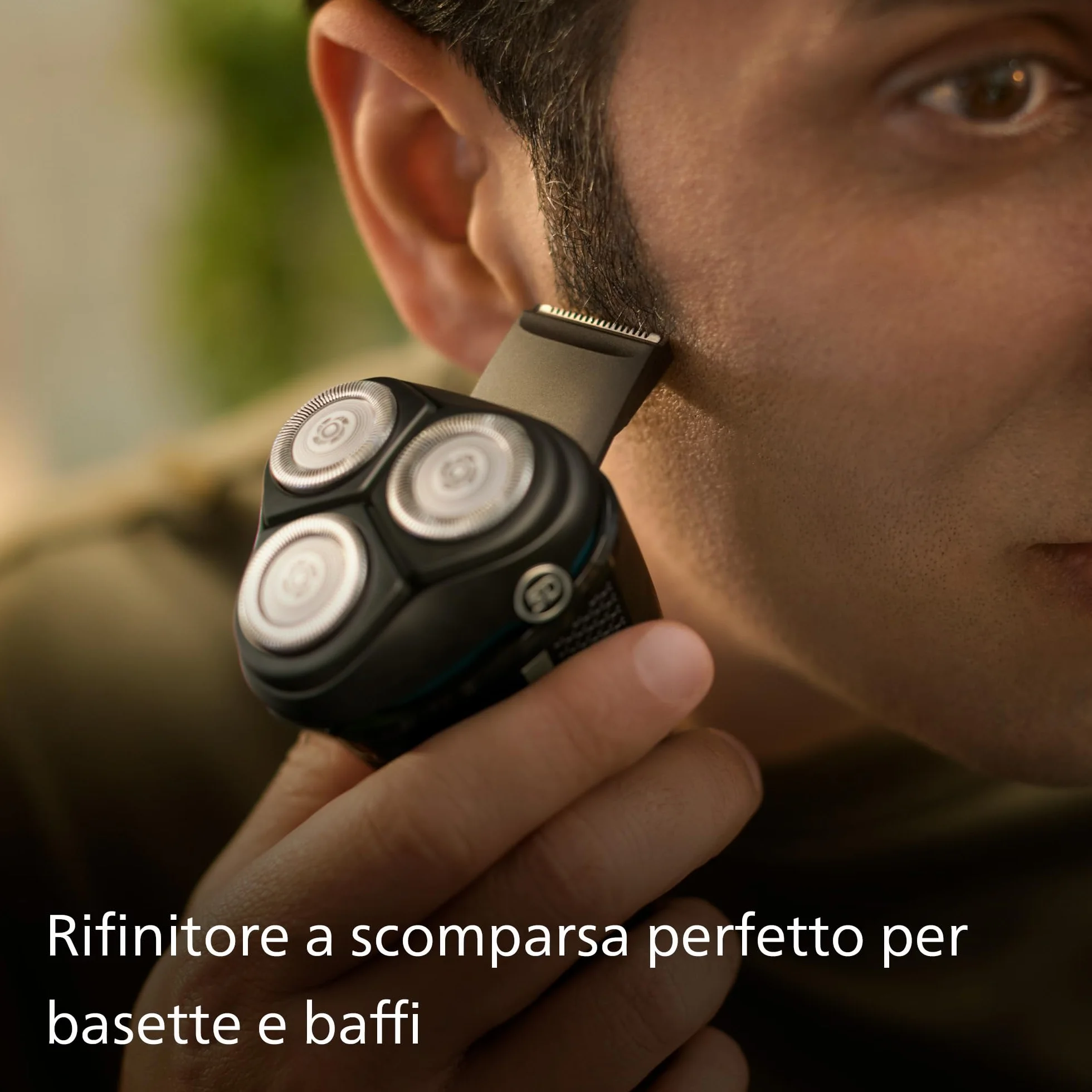 Philips Serie 3000 Rasoio Elettrico Wet & Dry Uomo SkinProtect Deep Black S3241/12