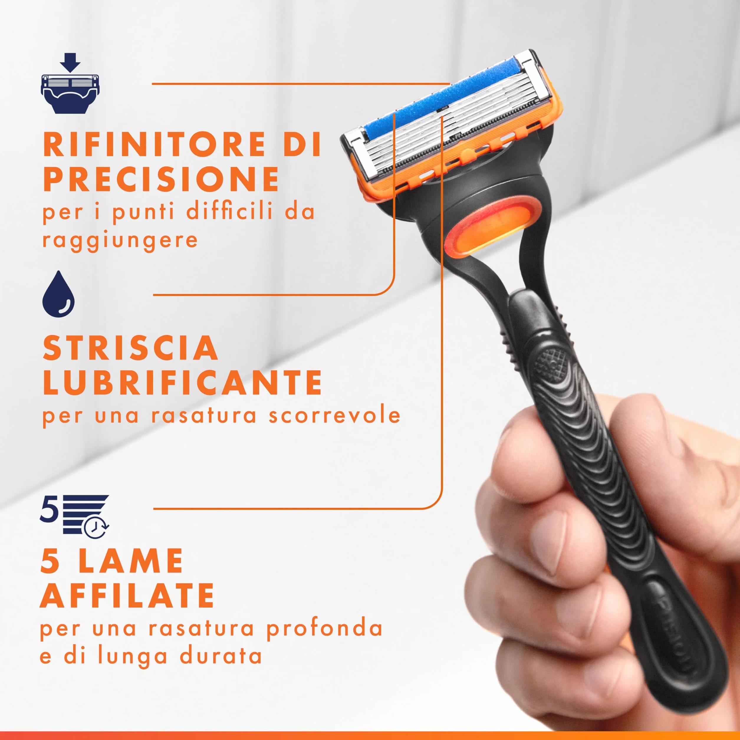 Gillette Fusion5 Rasoio Barba 1 Rasoio + 12 Lamette Ricambio 5 Lame Striscia Lubrificante