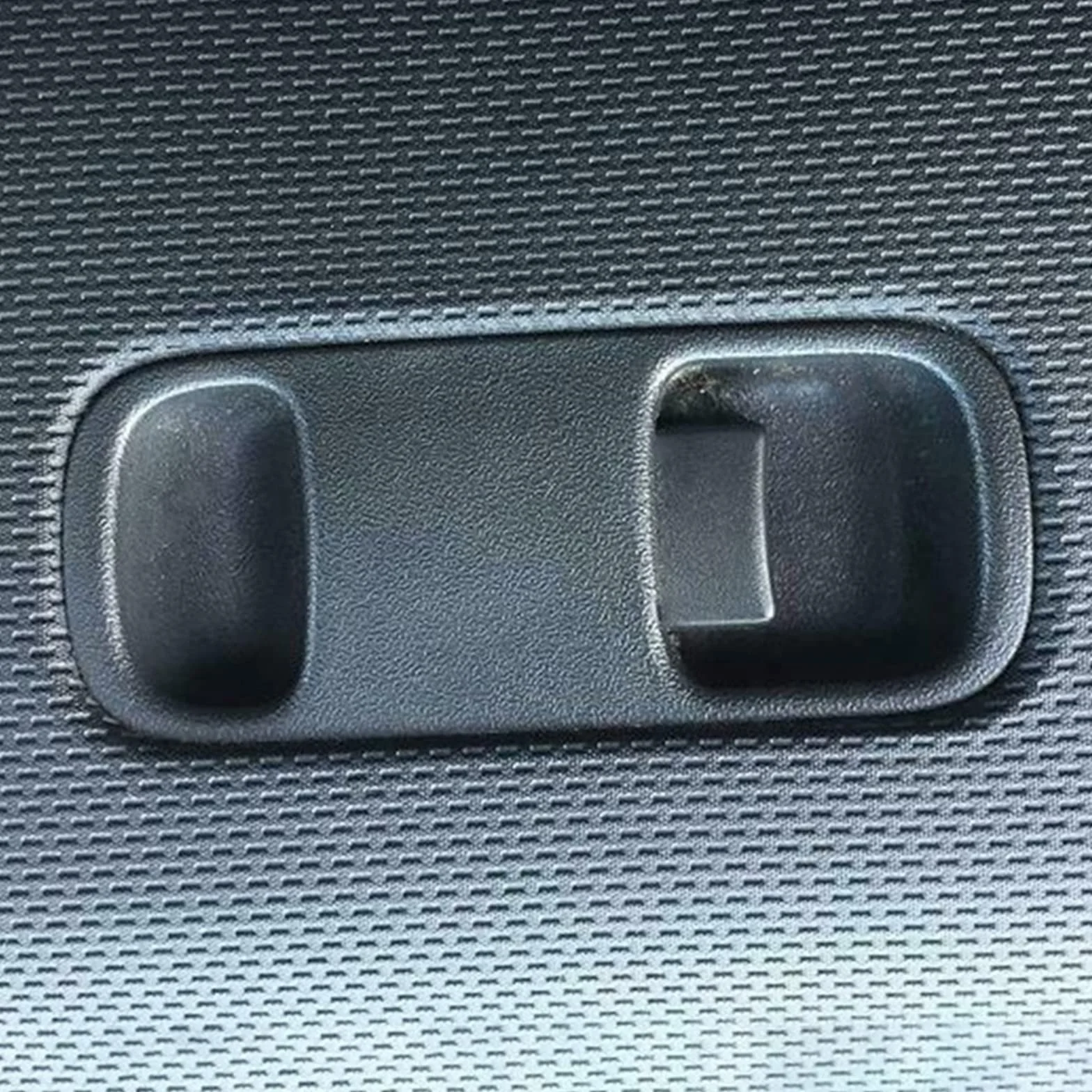 Car Upper Glove Box Lock Toolbox Chiusura a Scatto Adatta for Mitsubishi Fit for Montero Fit for Pajero MK3 V73 V75 V77 2000-2006 MR402499 Cassetto portaoggetti dell'auto