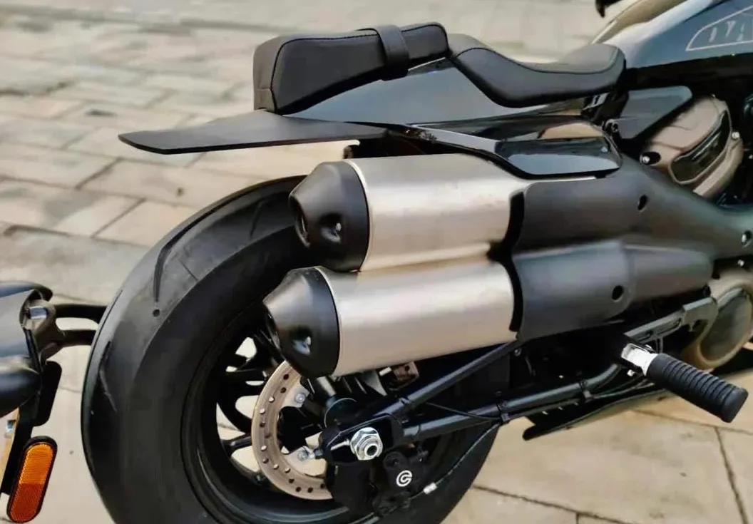 Cuscinetto per sedili singoli passeggeri per moto con estensione parafango posteriore adatto per Harley Sportster S 1250 RH1250S 2021 2022 2023 2024