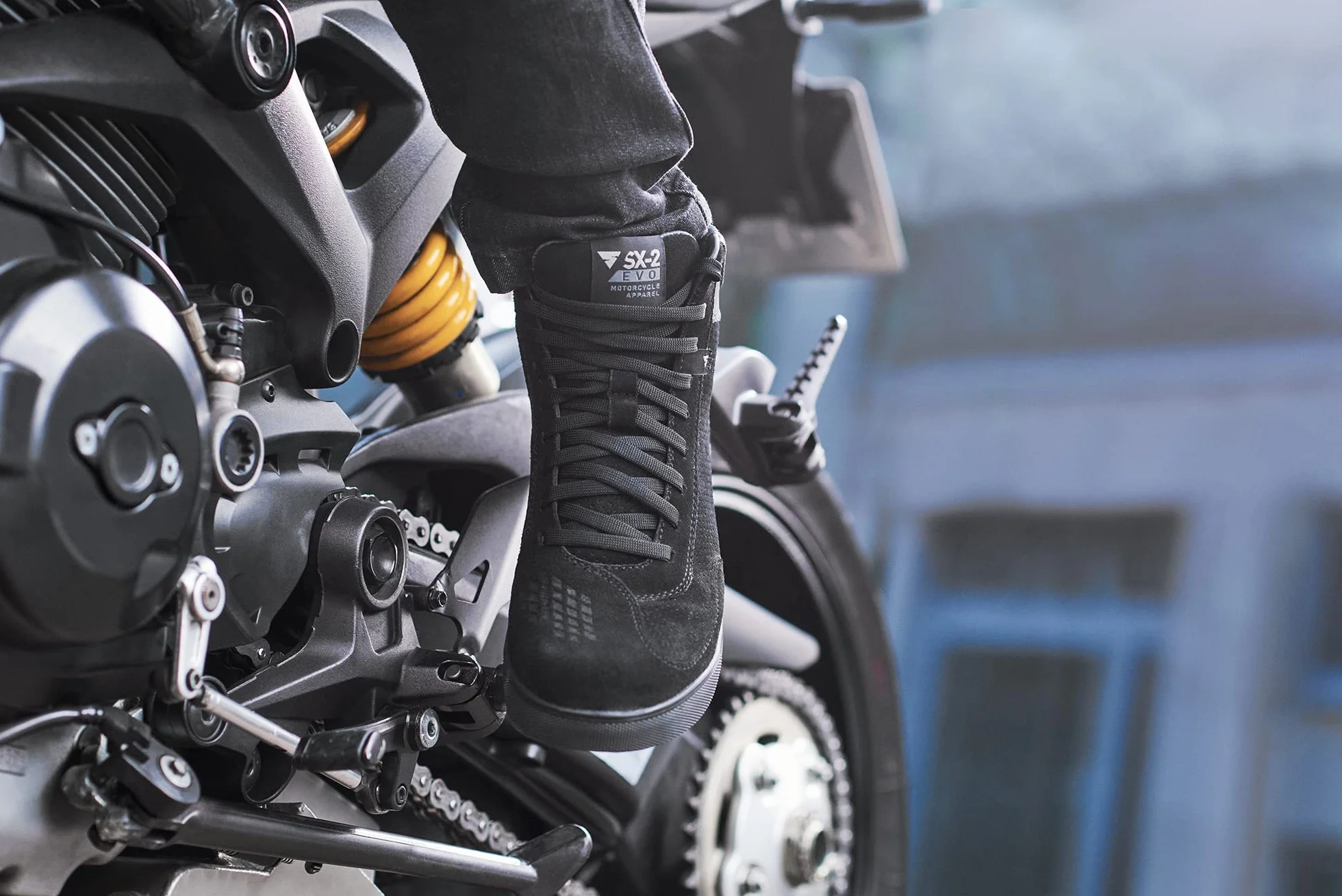 SHIMA SX-2 EVO Scarpe Moto Uomo - Stivali Moto in Pelle, Traspirante, Rinforzato con Supporto della Caviglia, Suola Antiscivolo, Impugnatura per il Cambio di Marcia (Nero, 47)