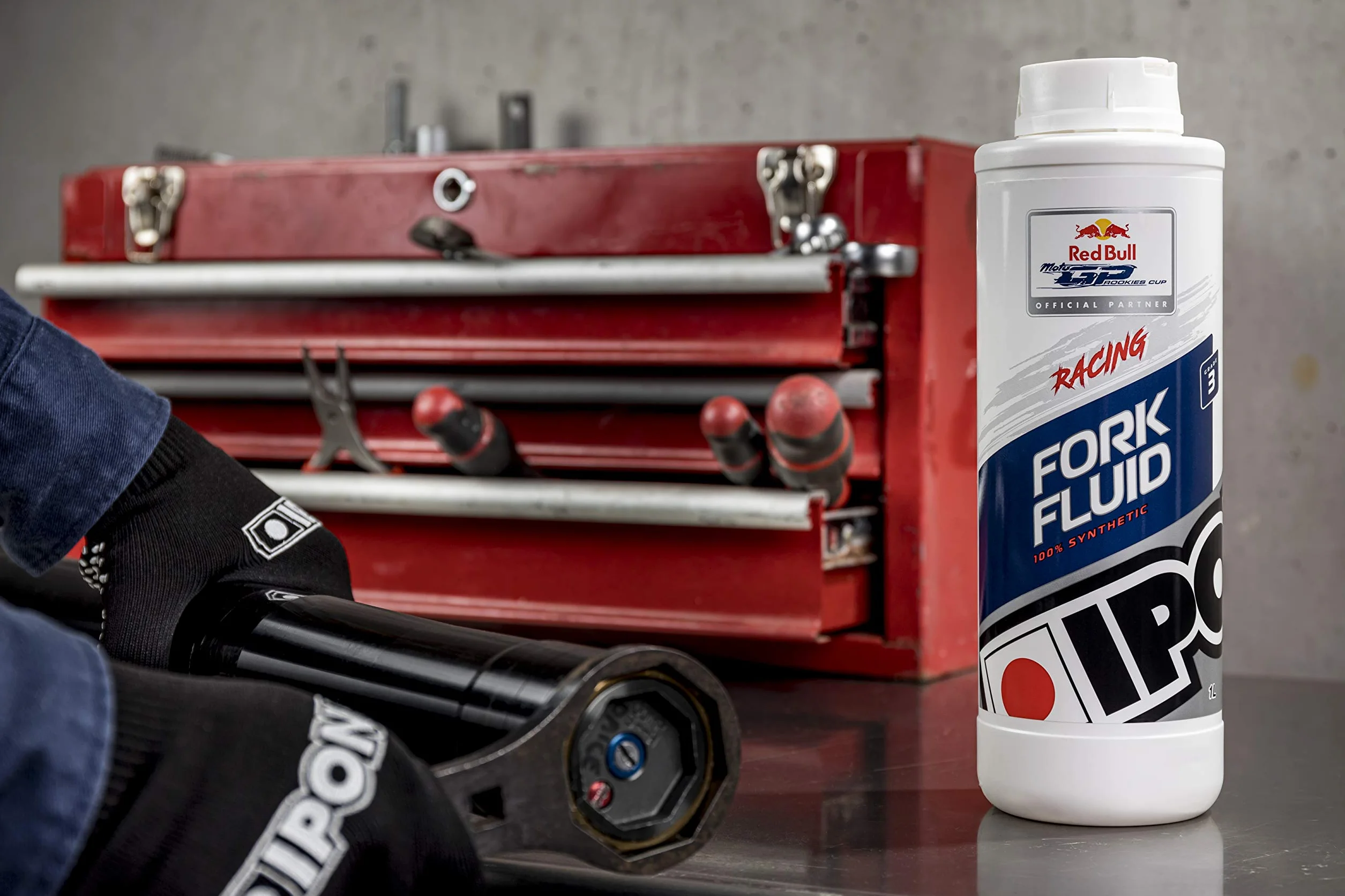 IPONE - Olio per Forcelle Moto - Fork Fluid 3-100% Sintetico - Anti-Frizione e Anti-emulsione - 1 Litro