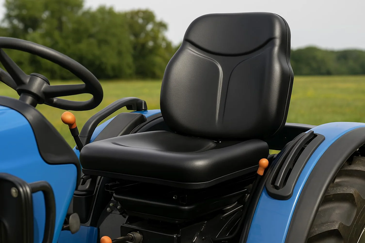 Sedile tipo COBO SC74 per trattore in ecopelle nero. Tipo new holland. CB1057354.