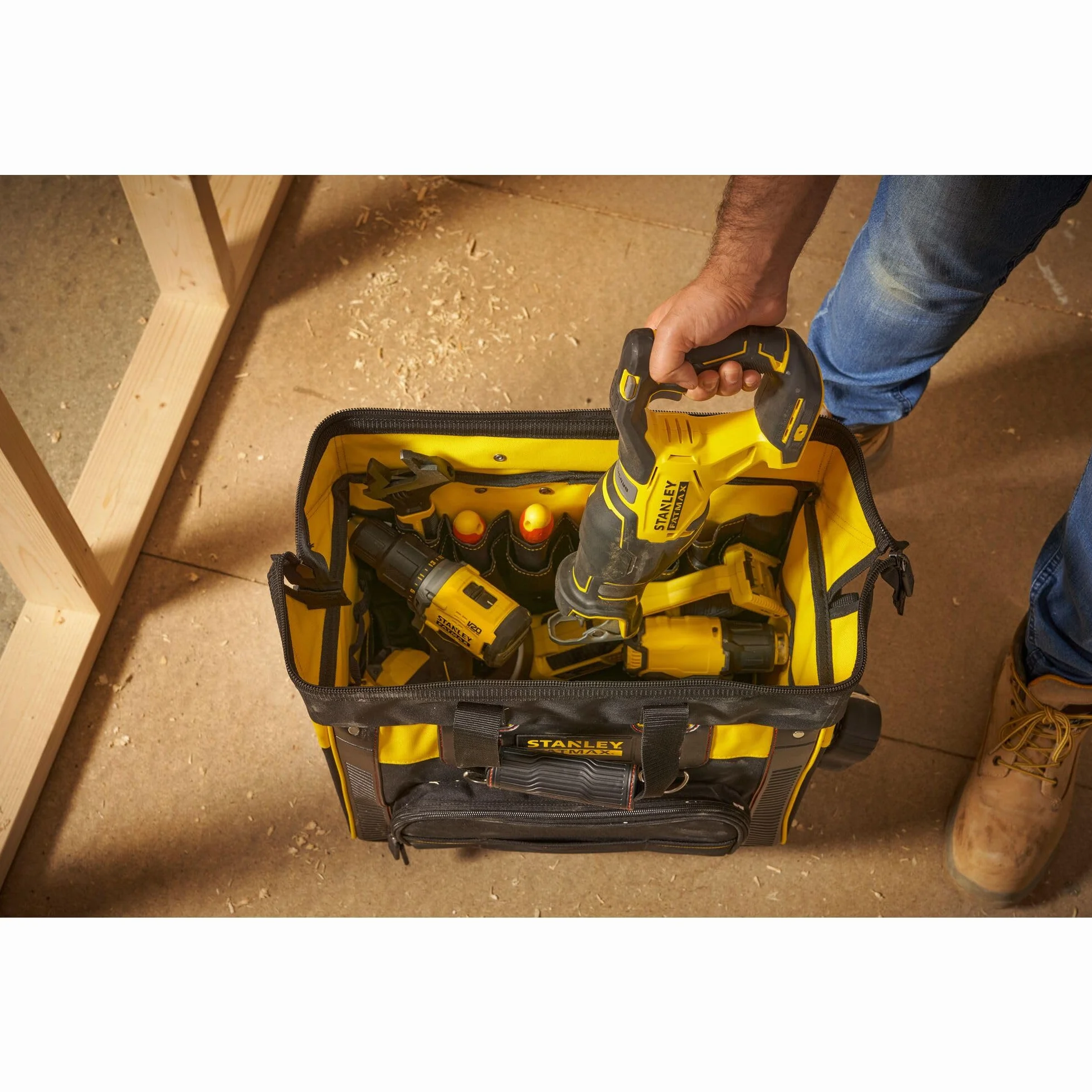 STANLEY FATMAX FMST1-80148 Borsa porta utensili con ruote 50x36x41cm