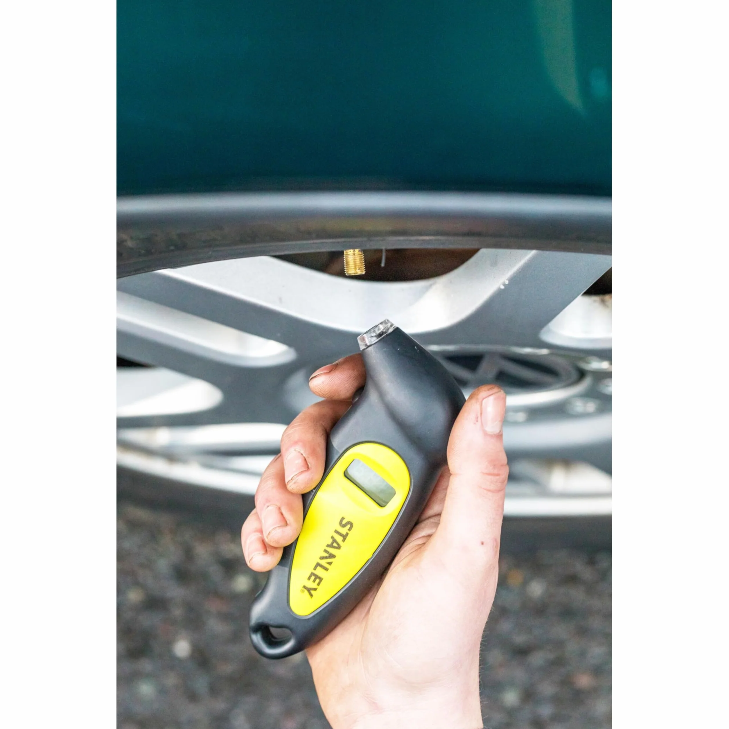 STANLEY Tester di pressione di pneumatico Digitale, nero STHT80874-0
