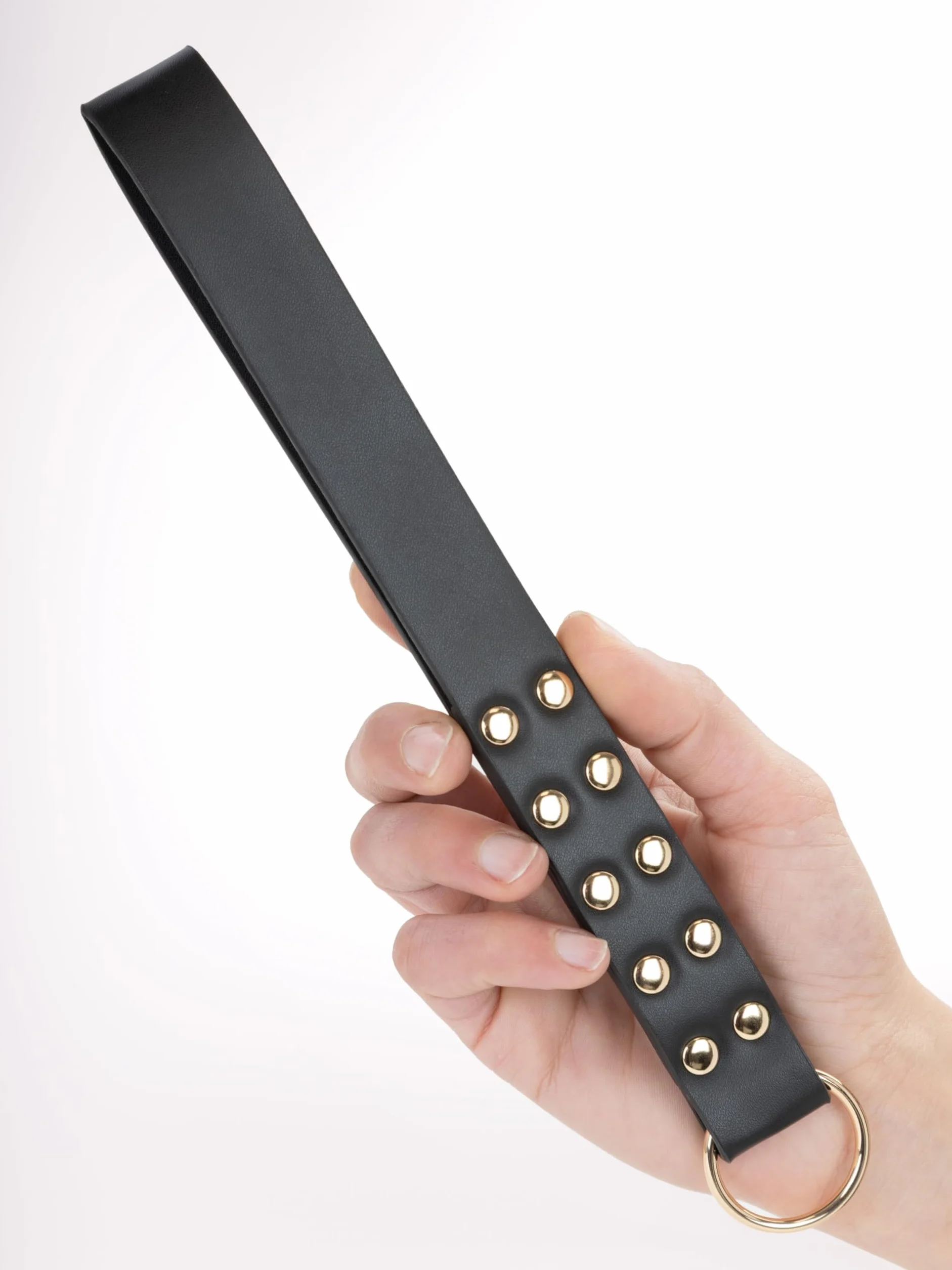 BONDAGERIE® Cinghia con rivetti e anellino paletta corta ecopelle