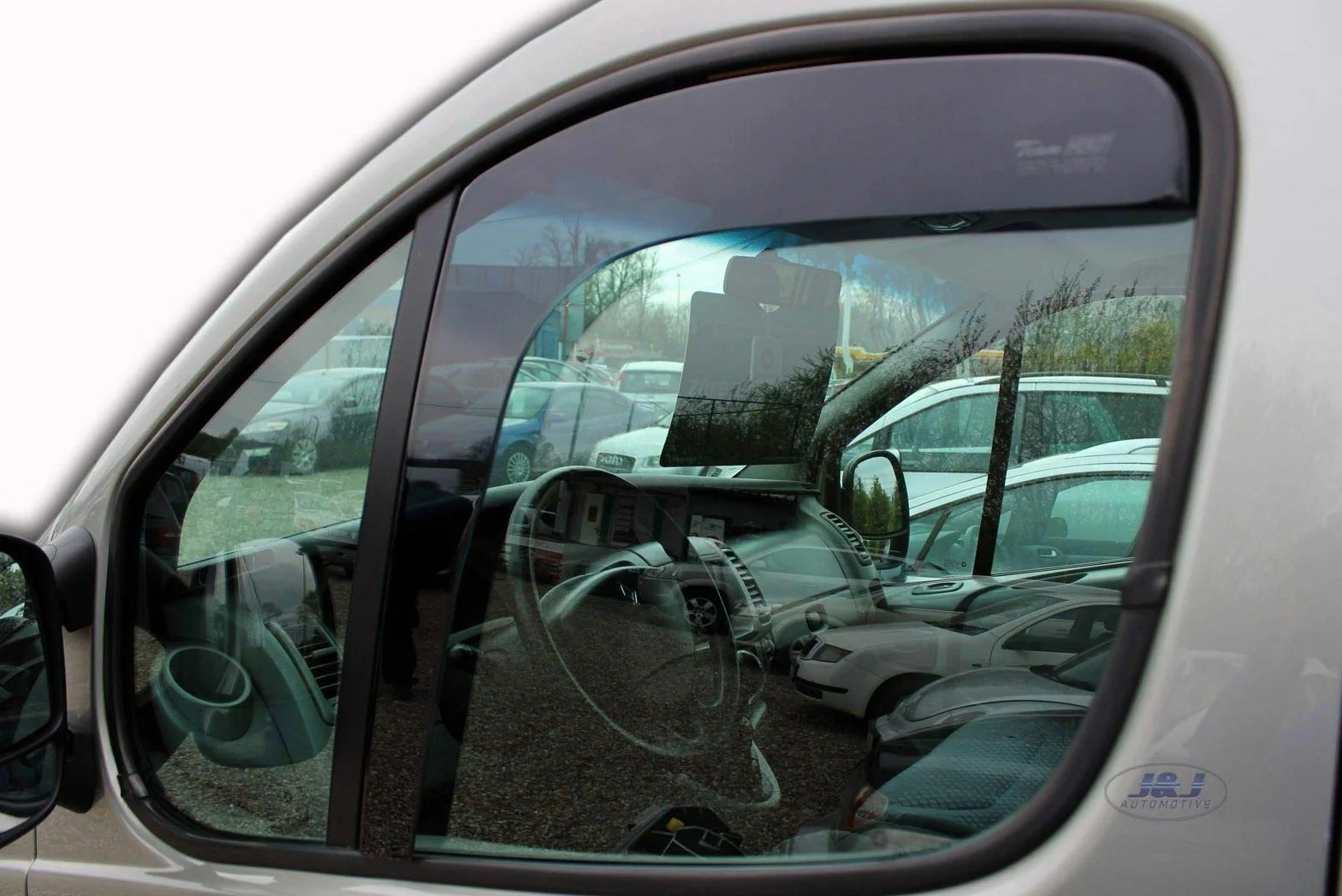 J&J AUTOMOTIVE Deflettori d'Aria Renault Trafic 2001-2014 Set 2 Pezzi Nero Fumé Oscurato