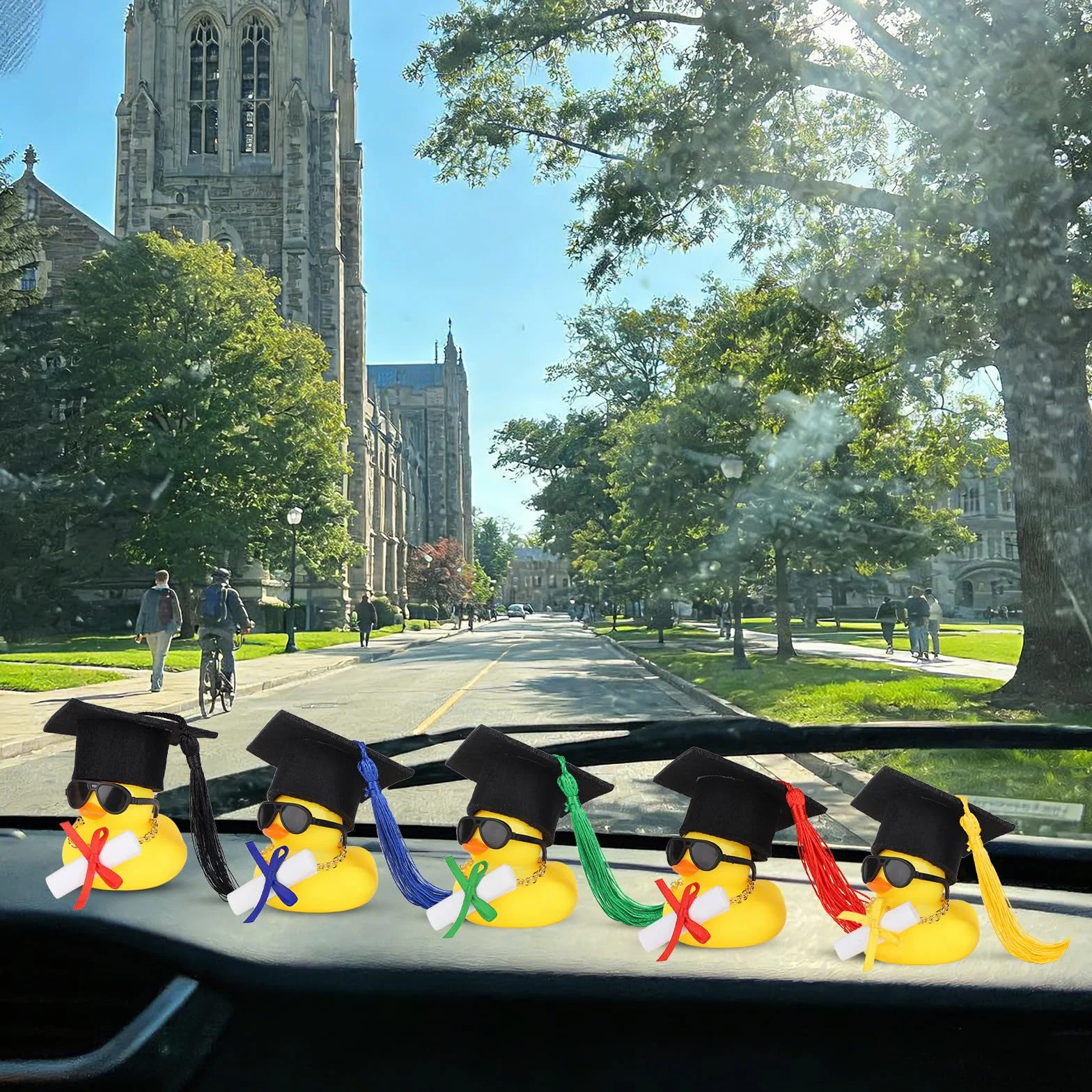 2pz Decorazione Cruscotto Auto a Forma di Paperella Gomma per Laurea, Mini Cappello da Diplomi Collana e Occhiali Sole Grazioso Ornamento di Paperella per Laureati Magistrali e Dottorandi (Giallo)
