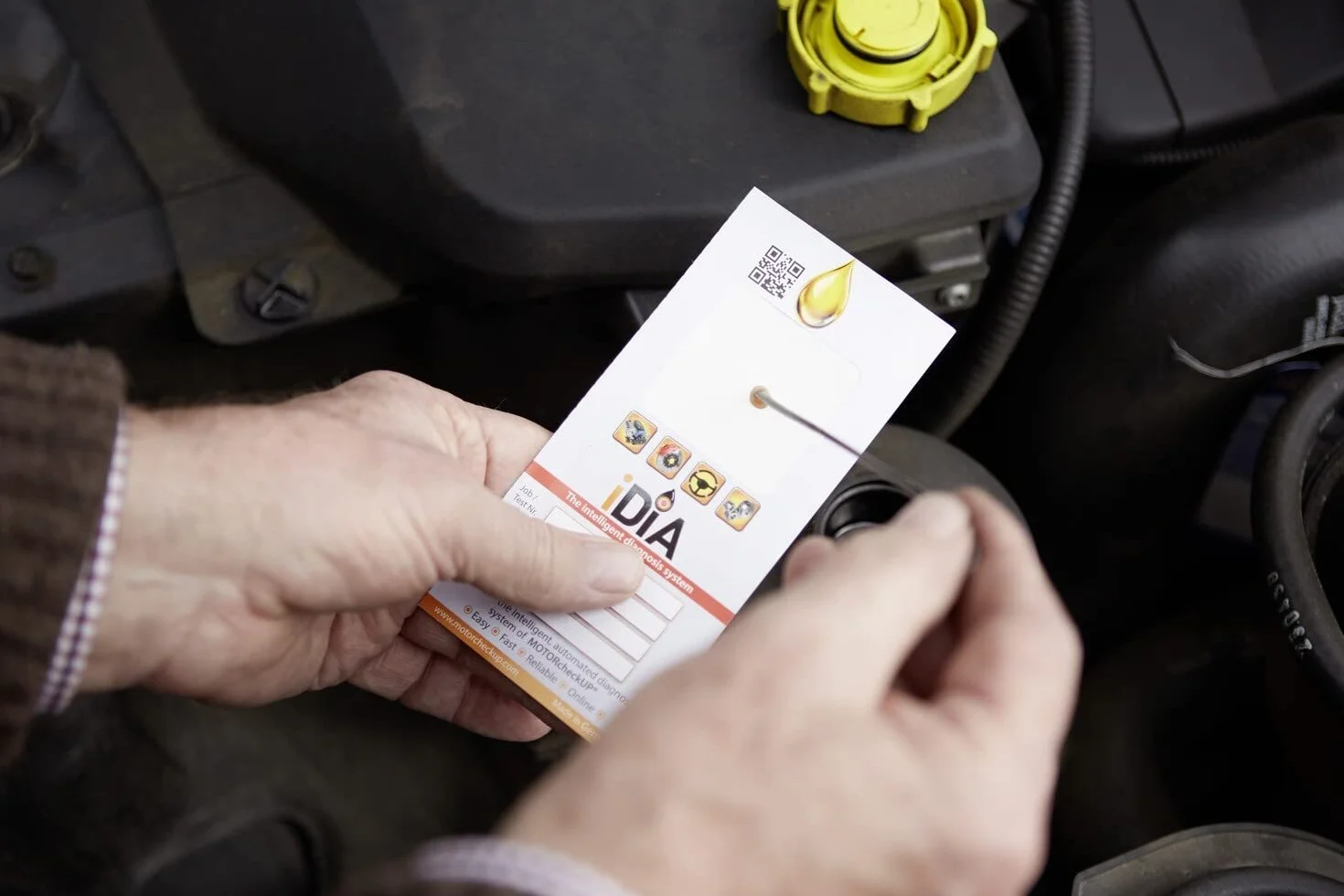Controllo Motore e Analisi dell'Olio - Diagnostica e Test del Motore