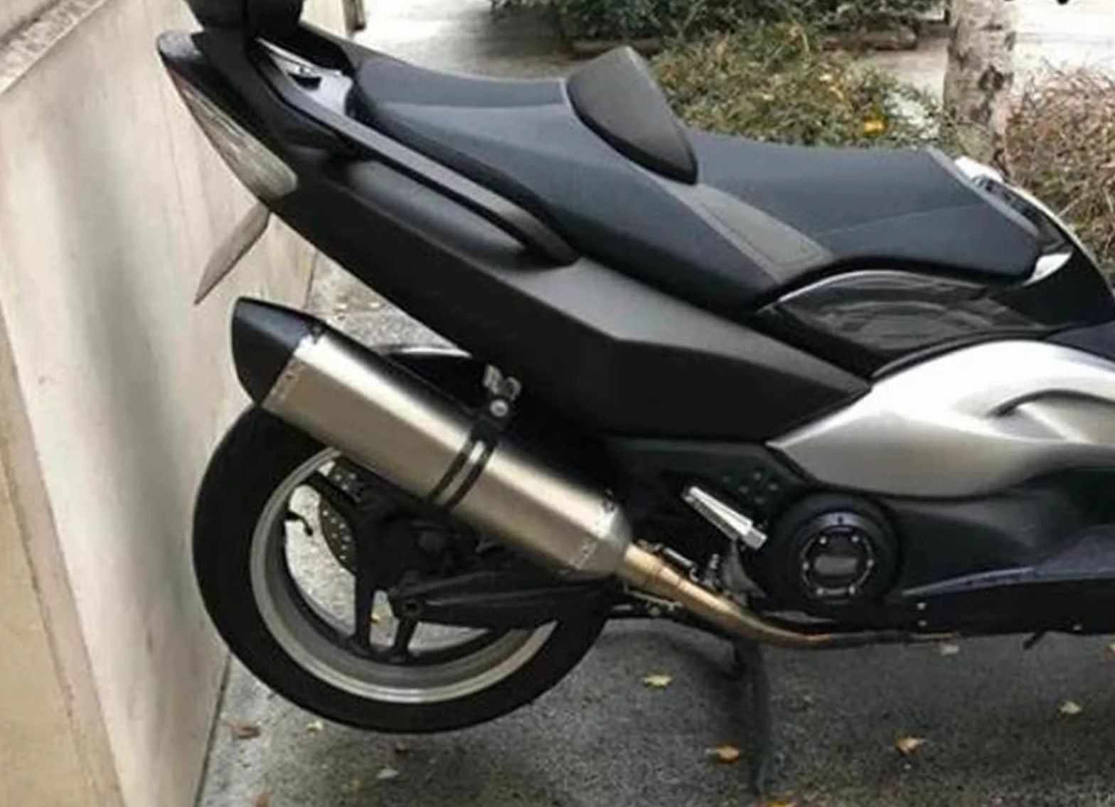 Completo Per Moto Marmitta Di Scarico Anteriore Slip On Per TMAX530 TMAX 500 T MAX530 TMAX 530 2008-2018 Scarico accessori moto slip on(Style 1)
