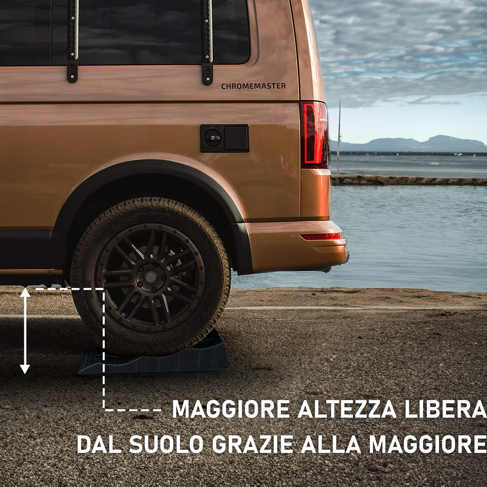 CHROMEMASTER | Rampe per Case Mobili, Camper, Roulotte; Cunei Livellatori Camper; 2 Pezzi in Dotazione | Rampe Livellatrici per Auto; Portata Fino a 4 Tonnellate; Robusto Materiale Plastico