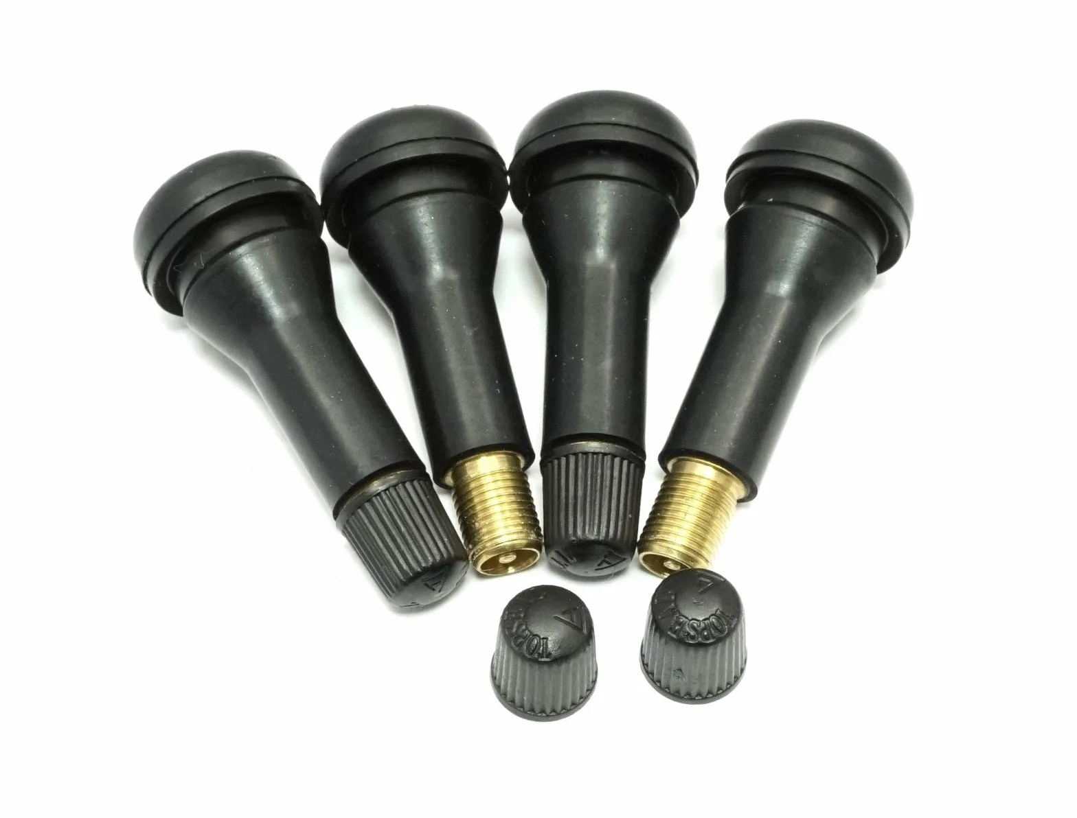 4 tappi universali in gomma nera per valvole pneumatici da 50 mm