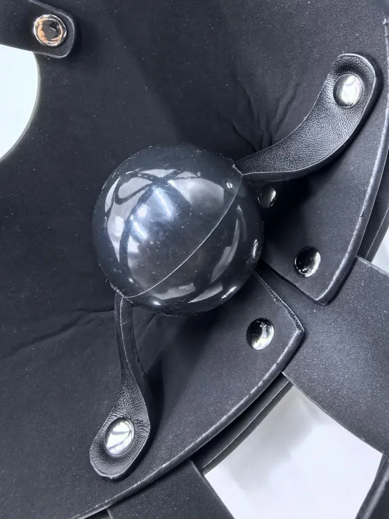 Museruola BDSM Bavaglio chiudibile Imbracatura Gag
