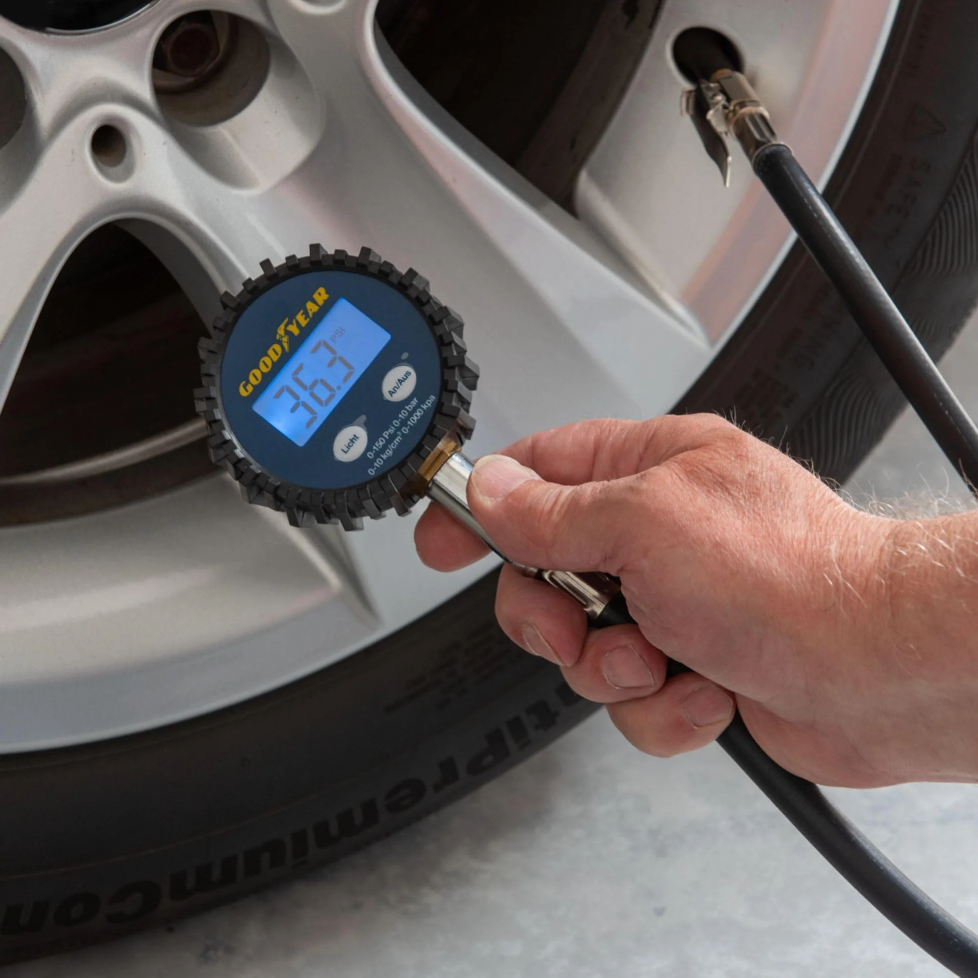 Goodyear Tester di Pressione Pneumatici Digitale 0-10 Bar 50 cm Nero