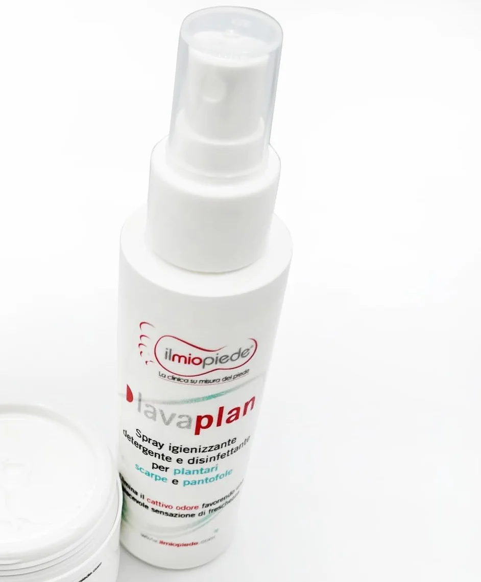Lavaplan Spray antibatterico disinfettante detergente 200 ML