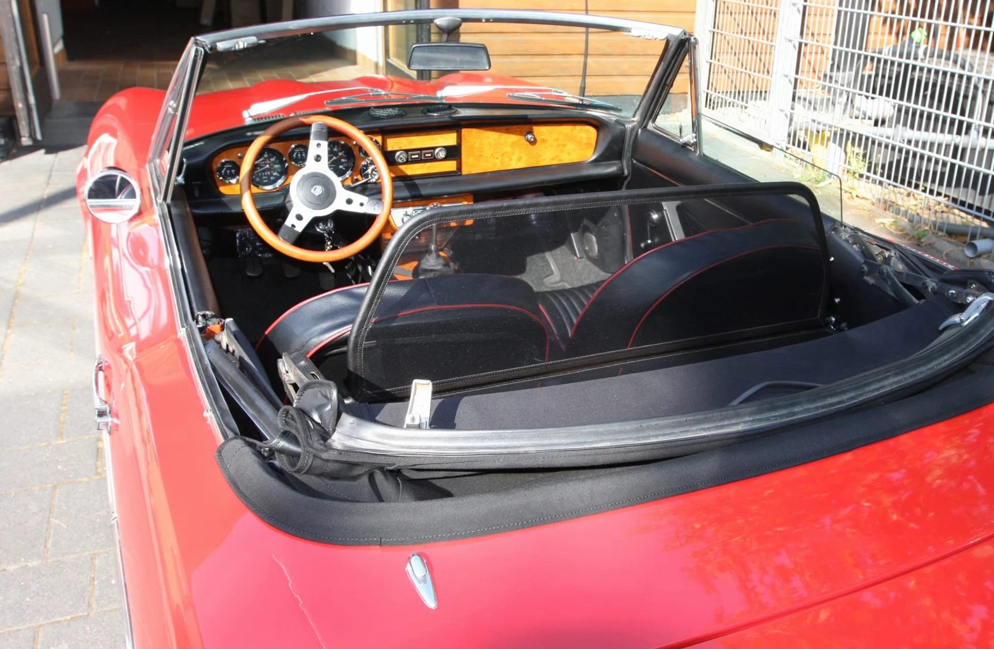 Airax Windschott für 124 Spider Windabweiser Windscherm Windstop