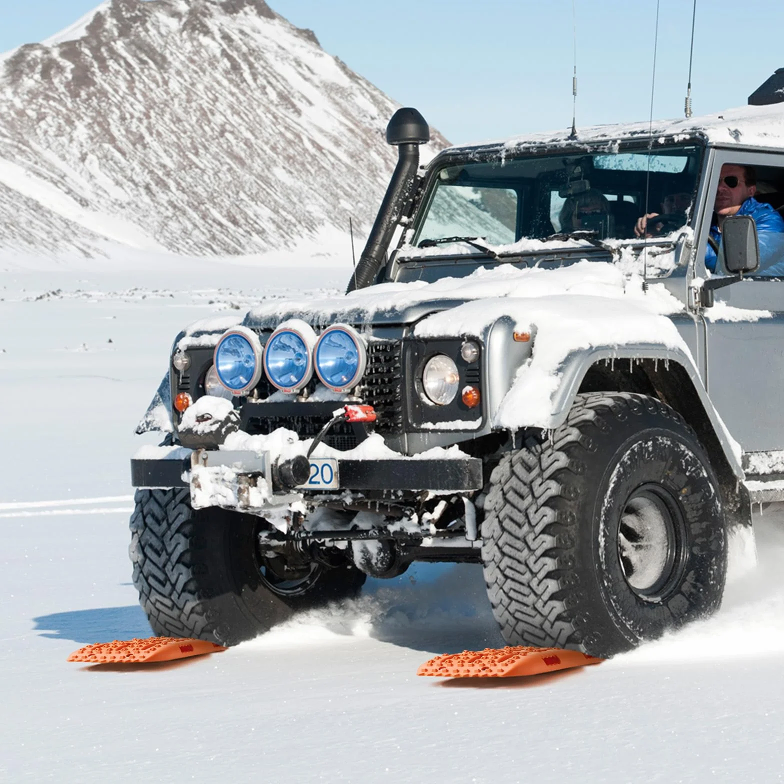 VEVOR Pannelli Trazione per Auto Materiale PP, Pannelli Recupero per ATV/Automobili/Pickup/SUV/RV, Tappetini di Trazione per Pneumatici su Neve, Sabbia, Fango e Terreno Sciolto, Tavole Trazione Auto