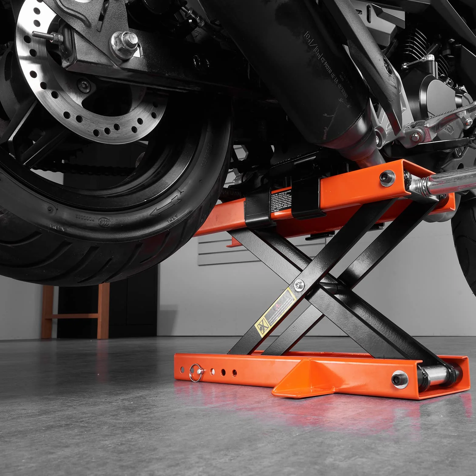VEVOR Ponte Sollevatore Idraulico a Forbice per Moto 500kg Altezza Regolabile 8,9-33,8 cm 2 Selle Antiscivolo