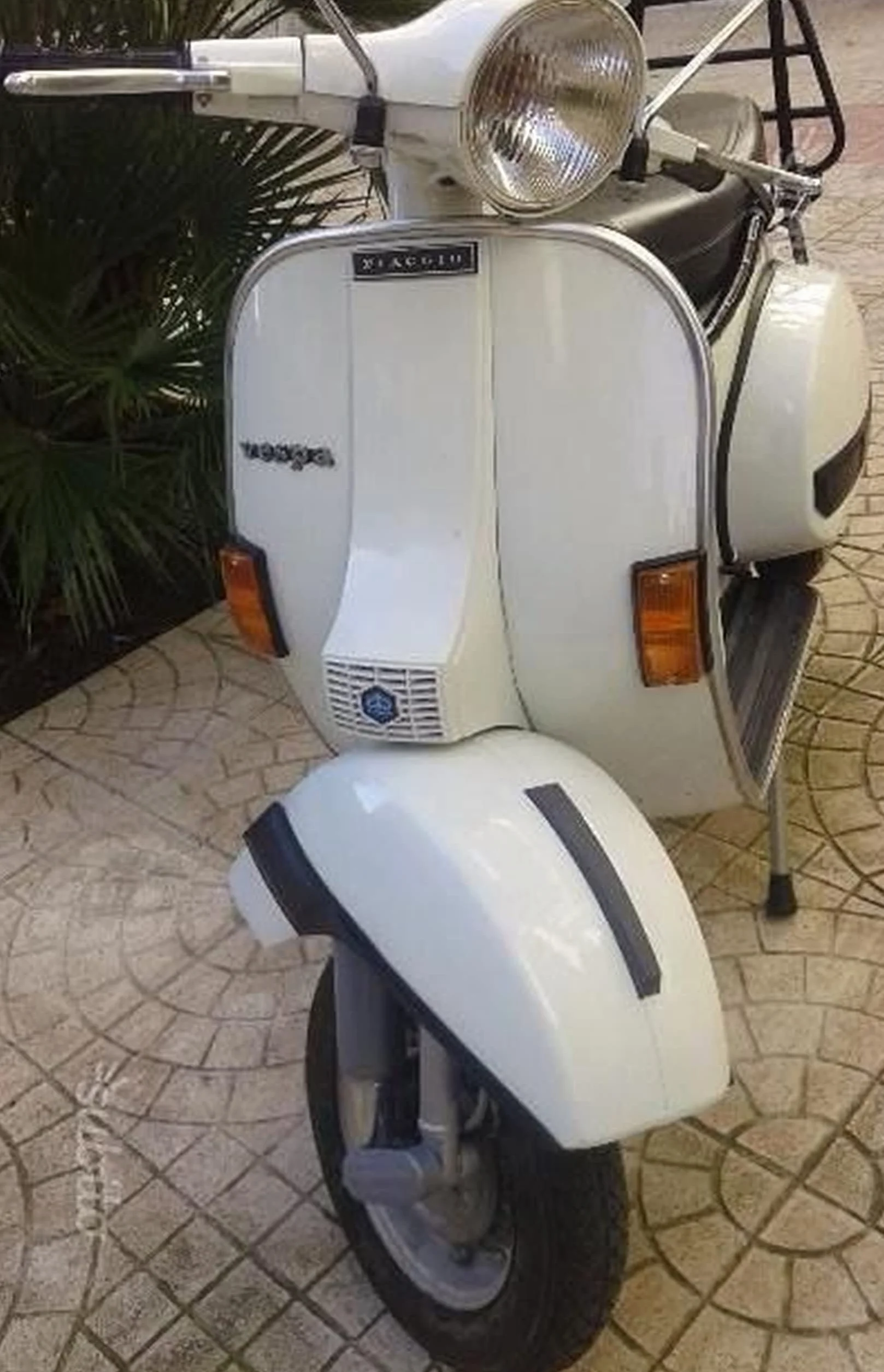 PRO-FILE 3.50-10 56 J RUOTA COMPLETA per Scooter Vespa PX 125 150 200 cc