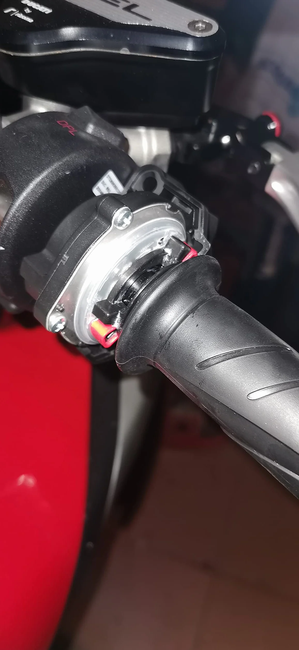 TARAZON Distanziale acceleratore per Ducait Scrambler 1100 2018-2020 Panigale Monster XDiavel Multistrada per Triumph Street Triple Thruxton 1200 16-18 Tiger 800 1200 TFC Thruxton Bobber Rocket
