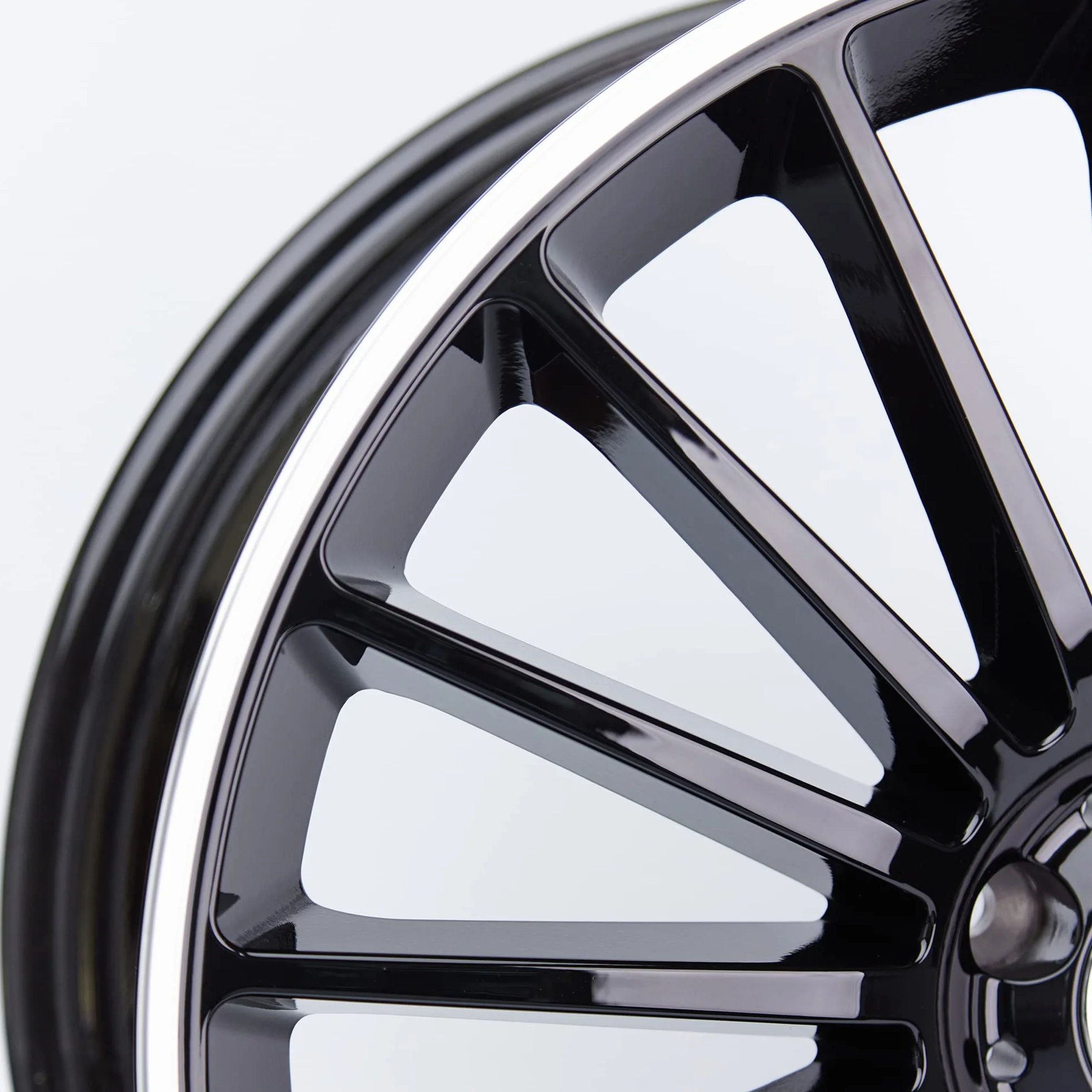 Keskin KT15 8.50 x 19 offset 45 5.00 x 112.00 Hubhole 66.60 KT158519511245BLP