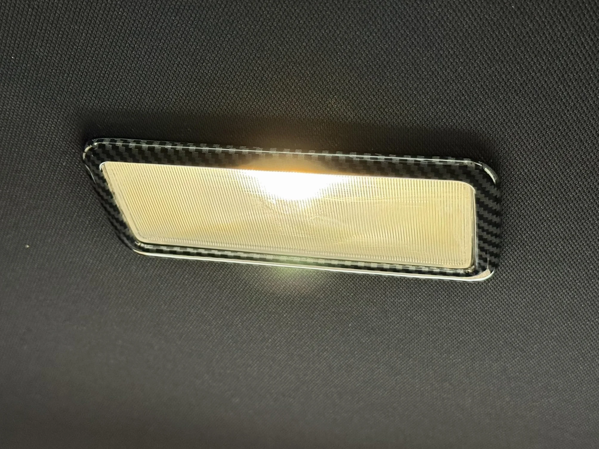 Guarnizione per luce di lettura interna per Ford Puma 2019–2024 (Non compatibile con tetto panoramico/tettuccio apribile) – 2 pezzi di coperture per luce interna a cupola per ST, ST-Line