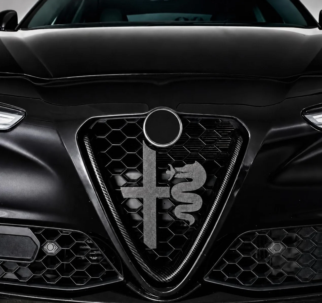 Logo per Griglia Alfa Romeo Giulia Stelvio Stemma Tuning