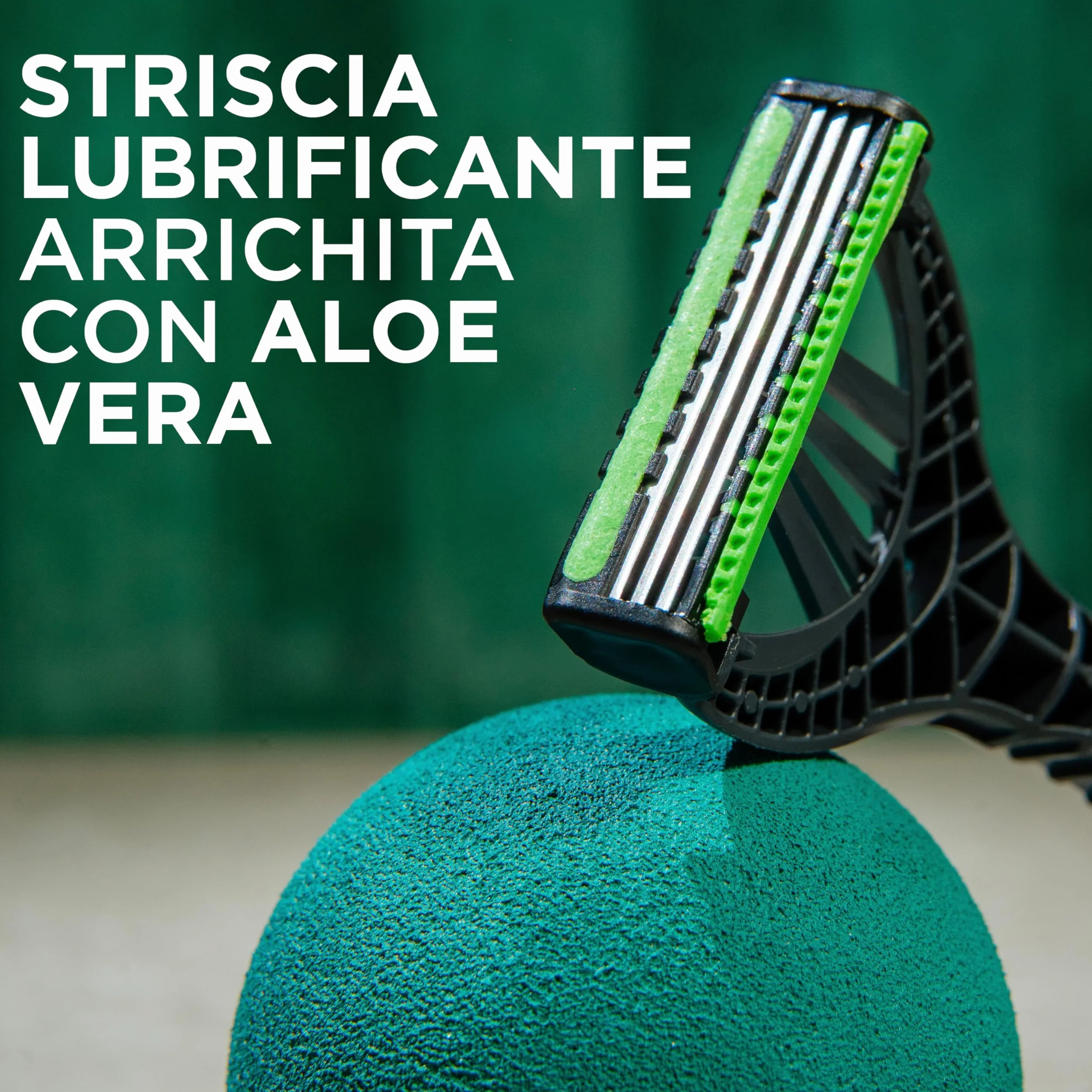 Wilkinson Sword Xtreme 3 Sensitive 8+4 rasoi usa e getta da uomo