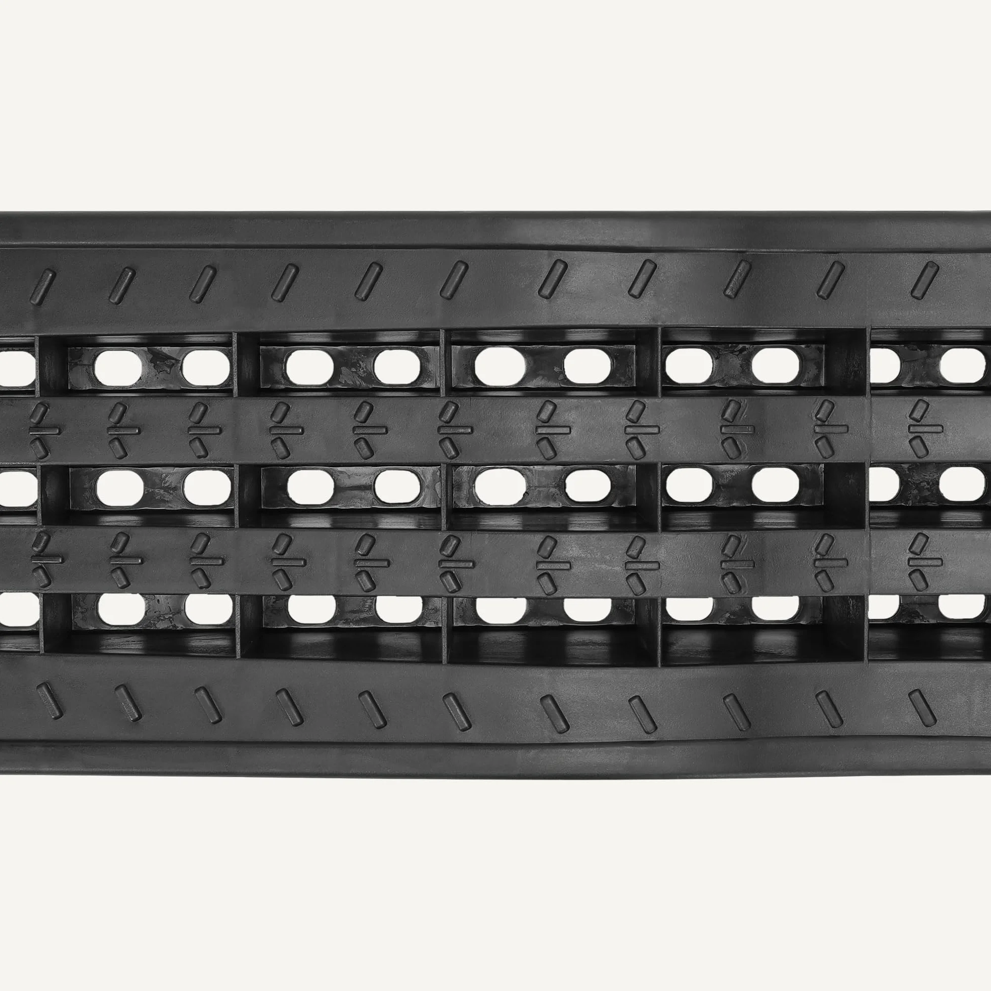 Amazon Basics Rampe Carico Auto in Plastica Resistente, Capacità 2948kg per Coppia, Base Gomma Antiscivolo, Set da 2, Nero