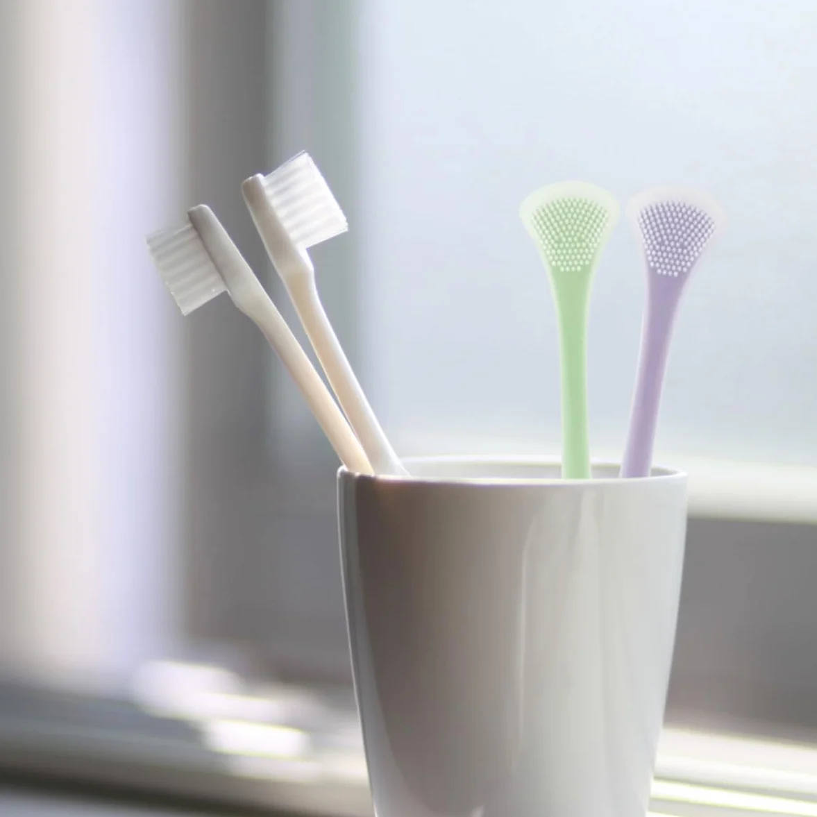 Raschietto Pulisci Lingua in Silicone e Nylon 2 Pezzi per Adulti Strumenti per Pulizia Linguale