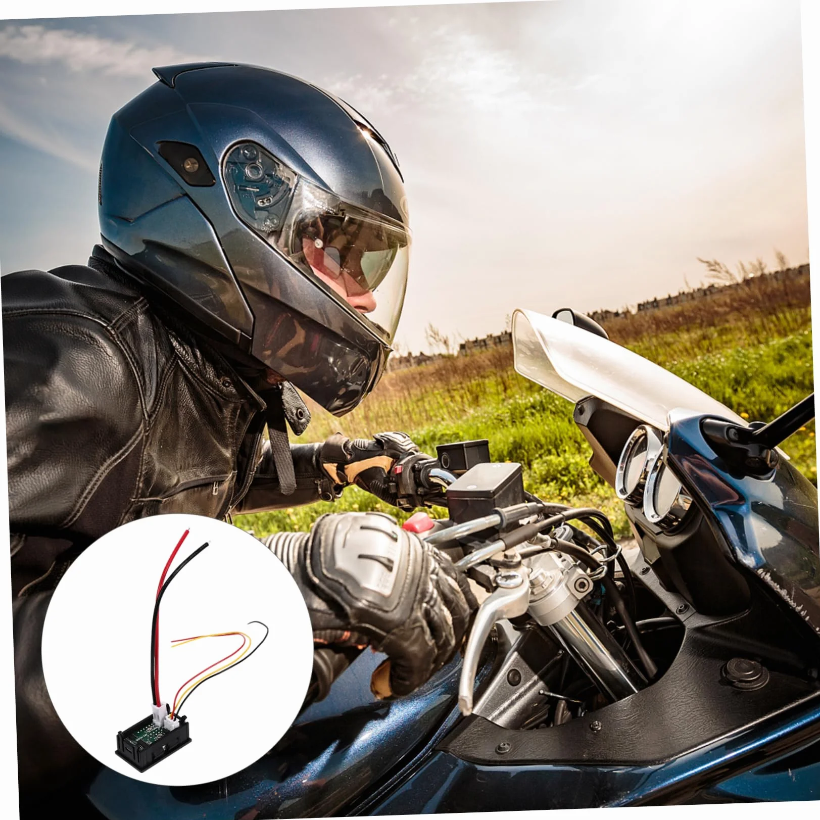 Voltmetro Digitale Doppio Display LED per Batteria Auto, Misuratore di Tensione e Accurato in Plastico, 100a, Adatto per Uso Automobilistico
