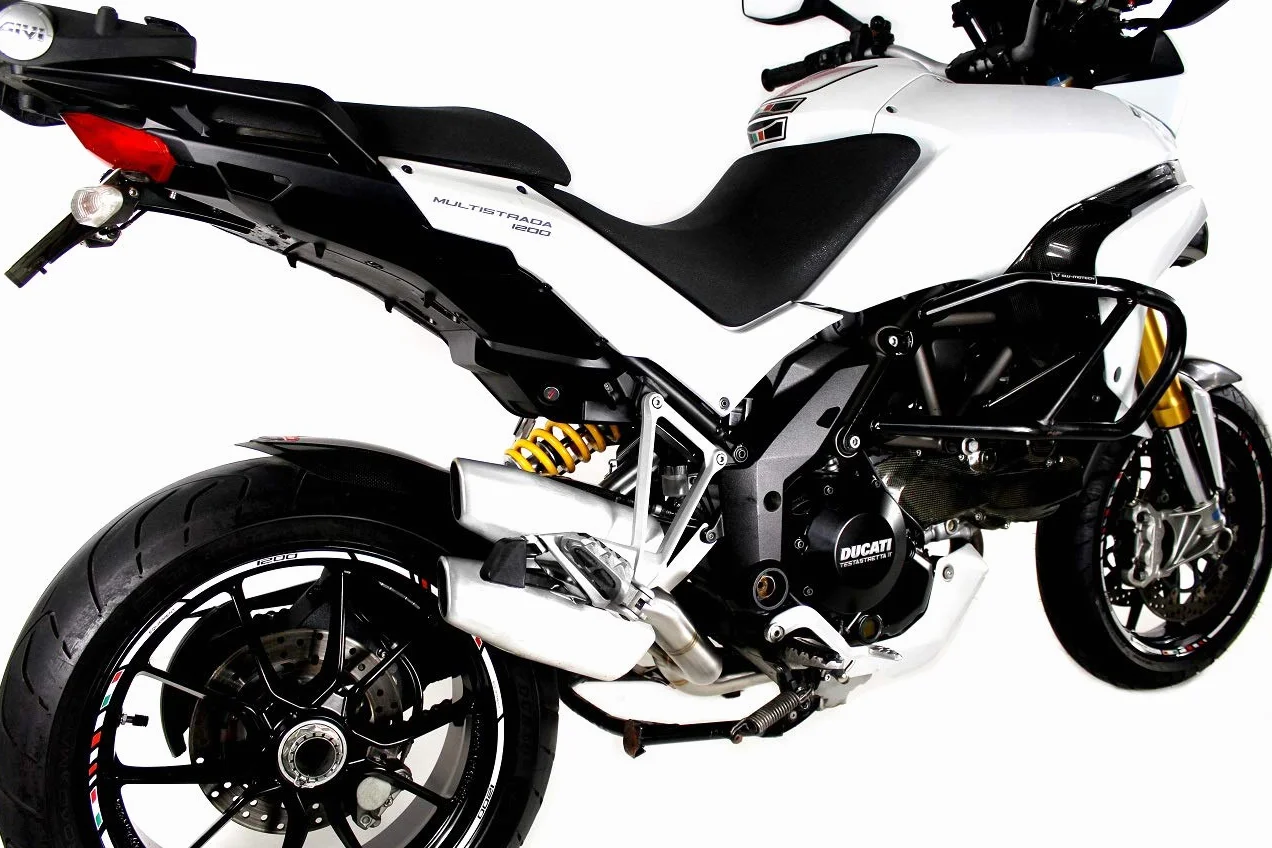 DOMINATOR Collettore di raccordo centrale compatibile con MTS MULTISTRADA 1200 2010-2014