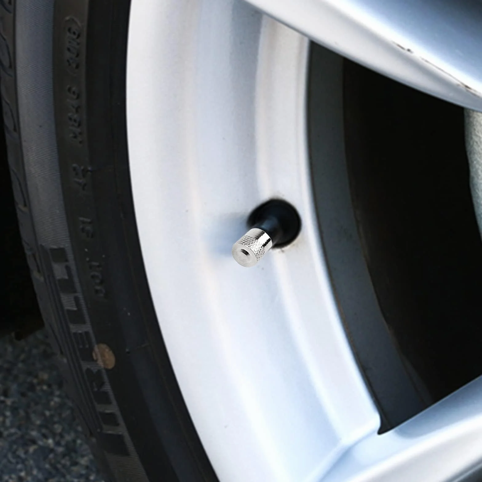 8 tappi per valvole in metallo con anello in gomma per auto, moto, bici e scooter - tappi pneumatici