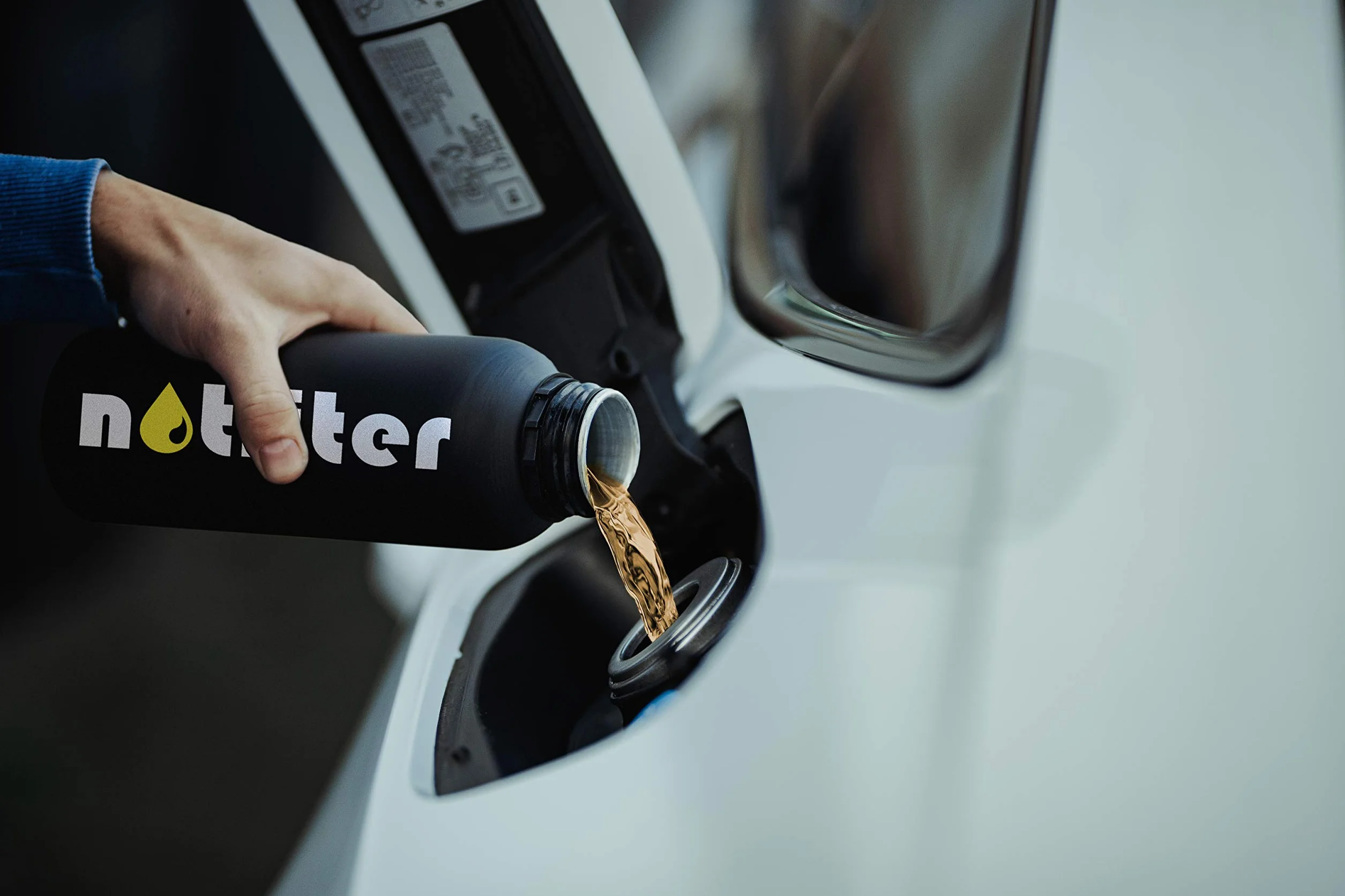 Tanica Carburante Nera Opaca 1,25L Benzina Diesel Acqua