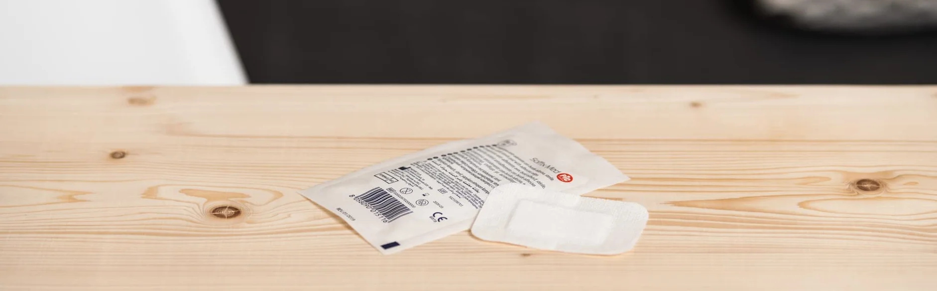 Pic Solution Soffix Med Cerotto Post-Operatorio Ultra Delicato 5x7 cm 100 Pezzi