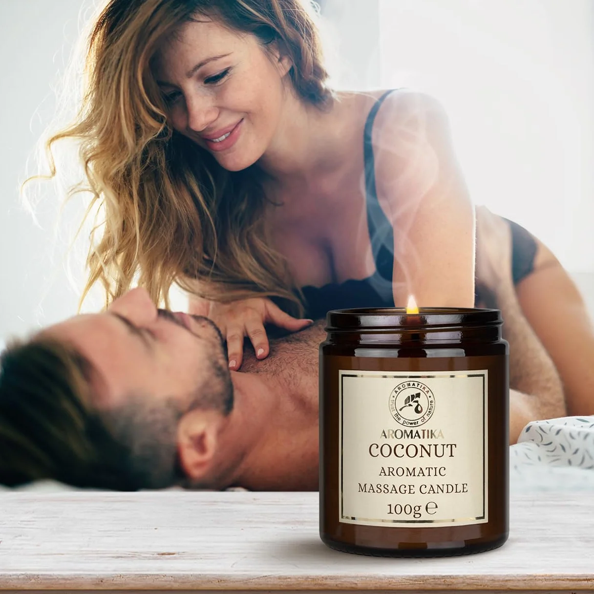 Candela da Massaggio Coco 100g - Cera di Soia - Olio di Cocco, Mandorla & Monoi di Tahiti - Aromaterapia