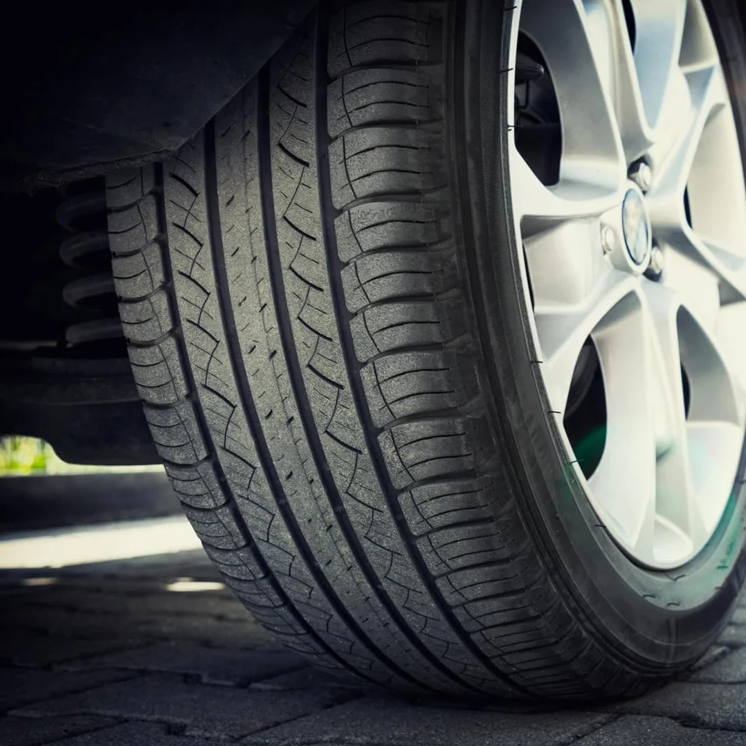 Tappi Valvole Pneumatici Auto Neri 4 Pezzi per Auto, Moto, Rimorchi