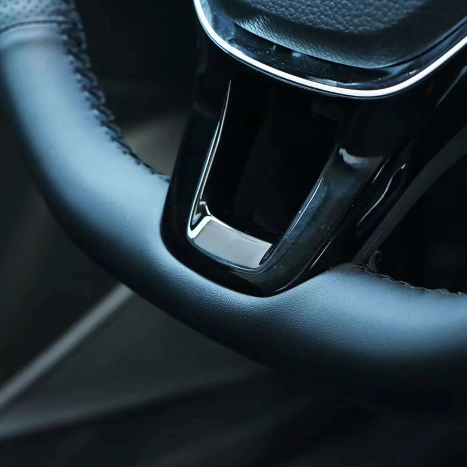 Coprivolante Per Fiat Per 500 2007-2015 500e 2014-2018 Per 500C 2014-2017 Coprivolante In Microfibra E Pelle Auto Copri Volante(BEIGE)