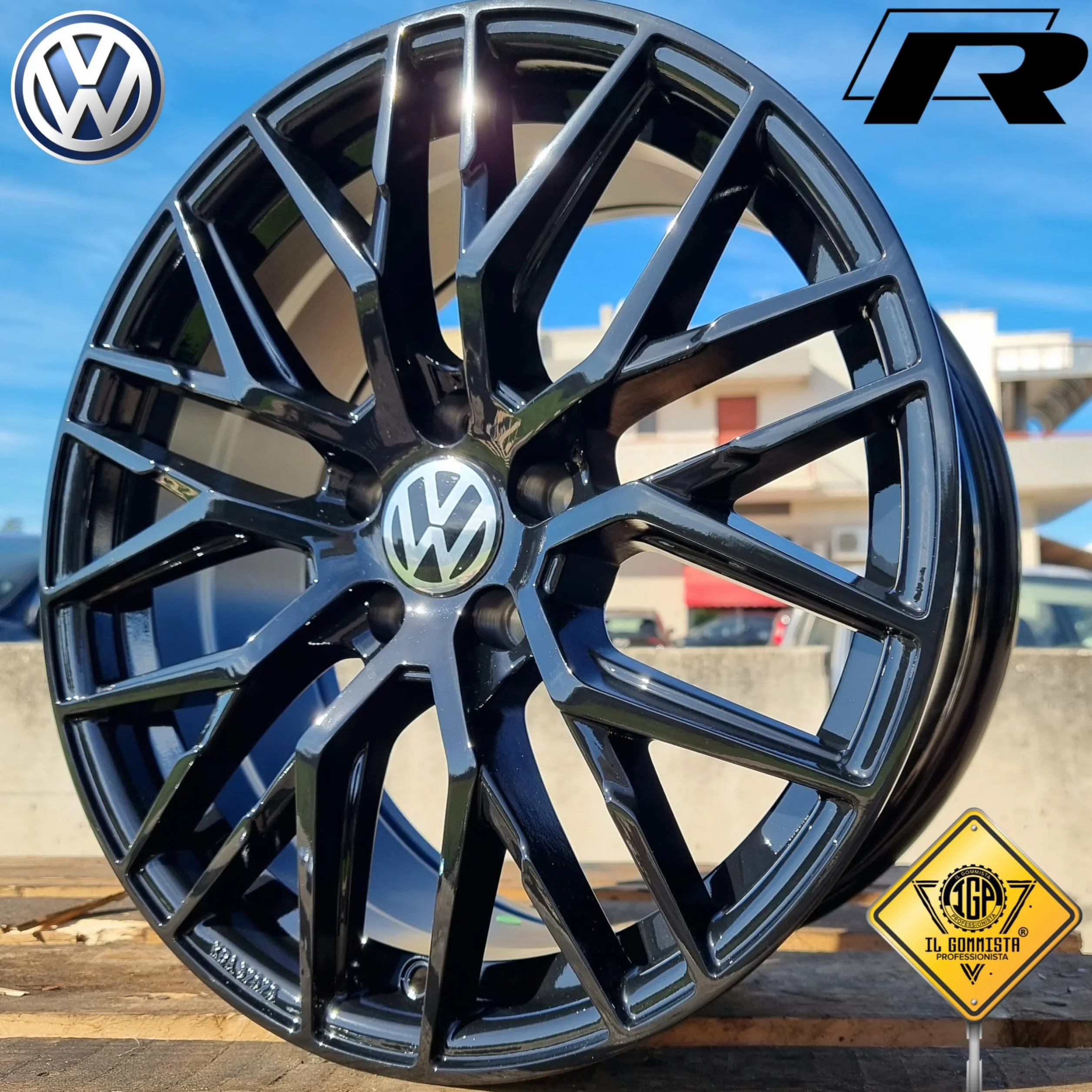 IGP R+ Kit 4 Cerchi in Lega da 18" Compatibili con Volkswagen GOLF mk V VI VII VIII Gti Gtd R Gte Variant Plus + ID.3 ID.4 T-Roc Tiguan Passat Touran Eos Scirocco Beetle Caddy Jetta Maggiolino