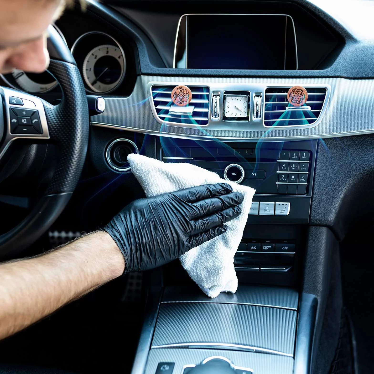 Diffusore di Oli Essenziali per Auto 2 Pezzi Diffusori Auto in Legno con Clip di Ventilazione