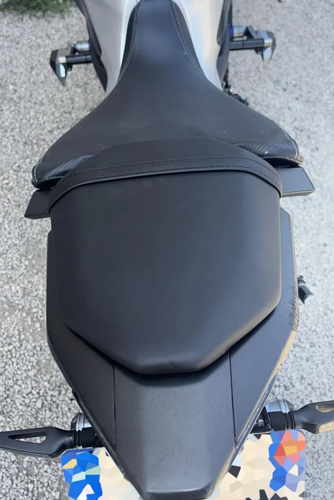 avdb-moto Sella/Sellino Posteriore Passeggero compatibile con YAMAHA MT07 MT-07 RM04 2014-2017 (Tipo Originale)