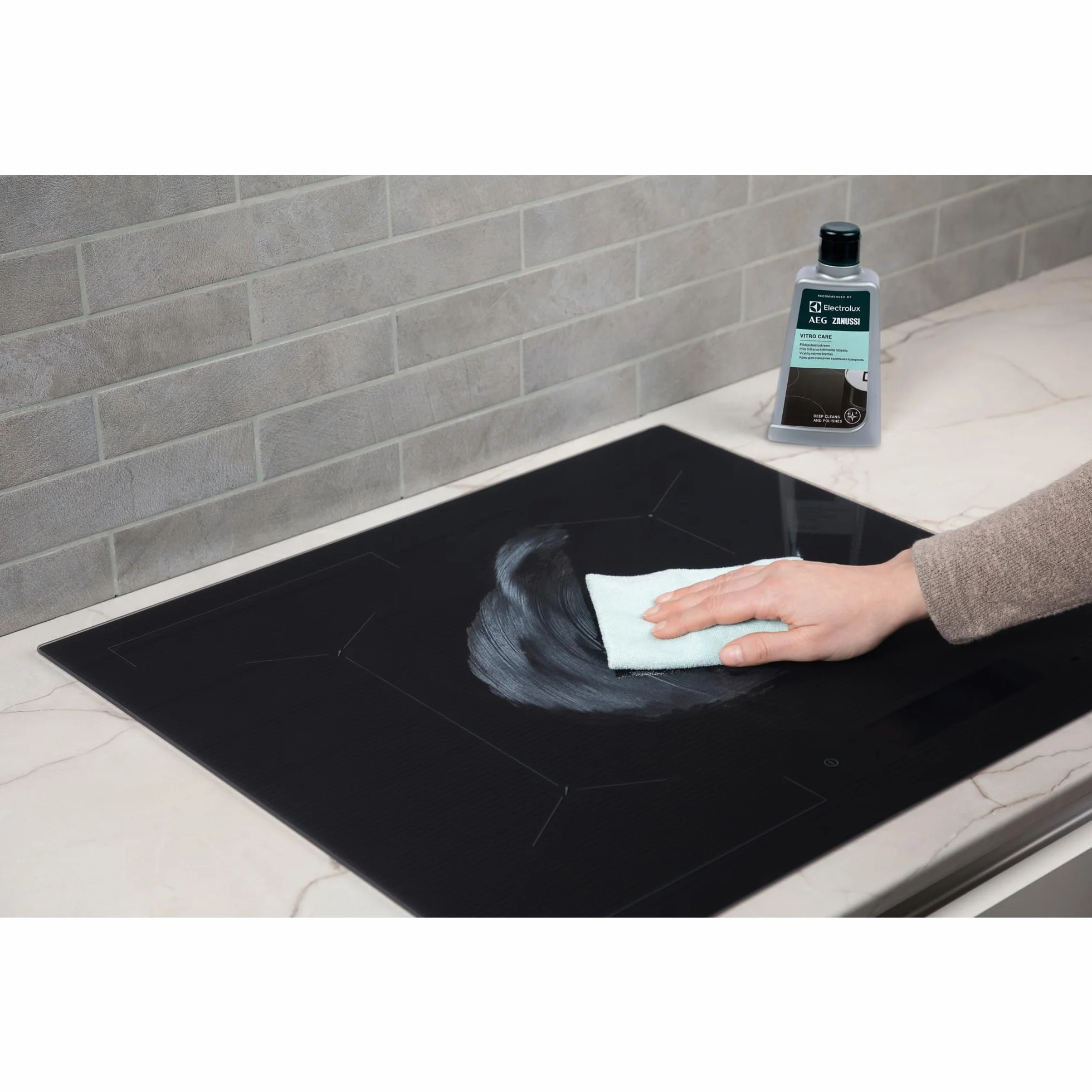 ELECTROLUX M3HCC301 Detergente per Piano Cottura a Induzione e Vetroceramica 300 ml, Crema Pulizia Cucina