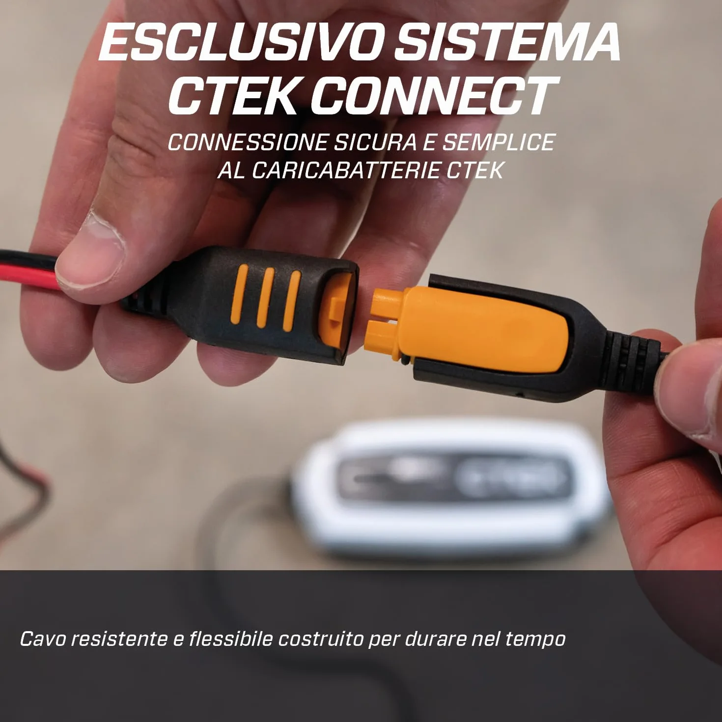 CTEK CONNECT 2.5M EXTENSION CABLE, Estende il Raggio d'Azione del Caricabatteria CTEK, Collegamento Sicuro, Affidabile, Facile, Veloce, Robusto e Durevole, per Auto, Moto e Altri Veicoli