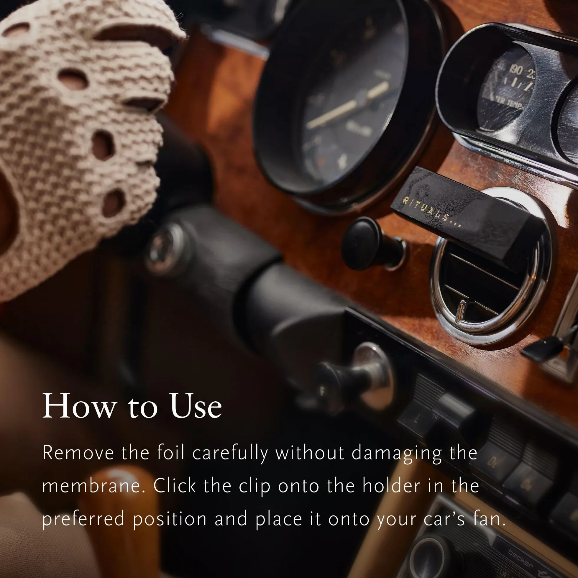 RITUALS The Ritual of Sakura Set Profumatore per Auto 2 x 3 g Supporto in Legno Riutilizzabile