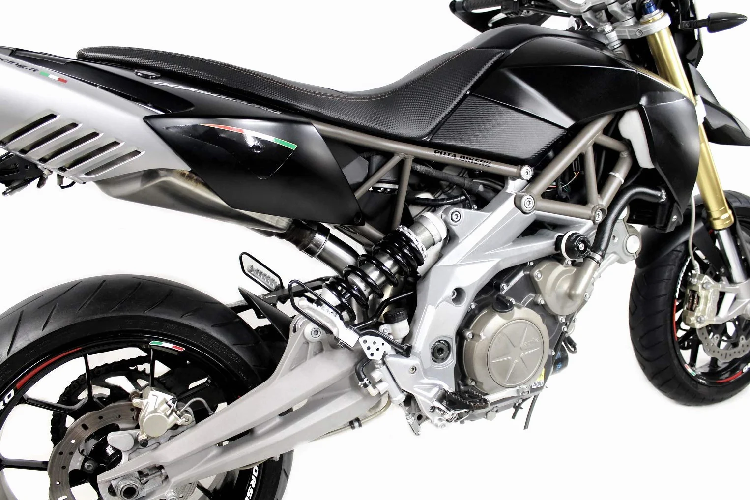 SMV 750 DORSODURO Tubo Elimina Catalizzatore, Decatalizzatore, No-Kat, Mid Pipe Inox DE-CAT DECAT Dominator Exhaust Terminale di Scarico Silenziatore 2008 2009 2010 2011 2012 2013 2014 2015 2016