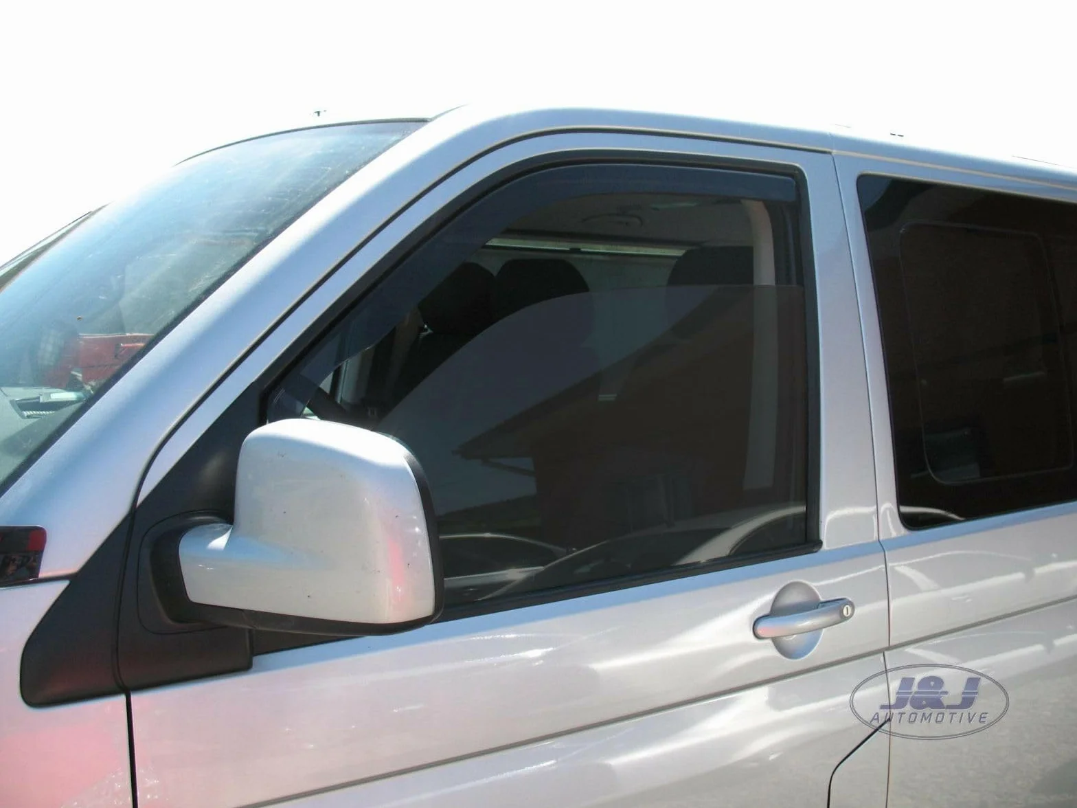 J&J AUTOMOTIVE Deflettori d'Aria per Volkswagen T5 T6 Caravelle, Trans-Porter, Multivan 2003-2019, Set da 2 Pezzi, Nero fumé