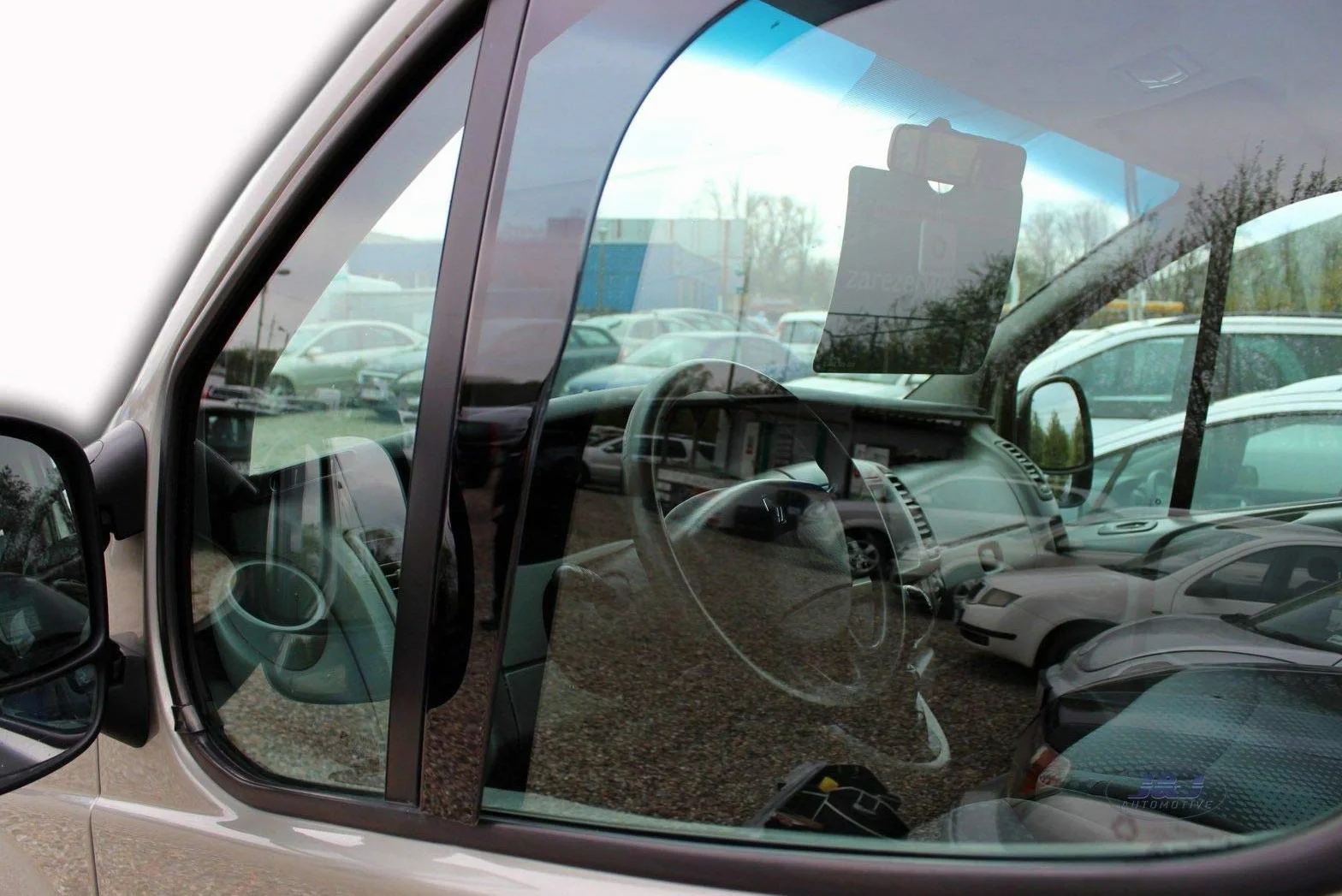 J&J AUTOMOTIVE Deflettori d'Aria Renault Trafic 2001-2014 Set 2 Pezzi Nero Fumé Oscurato