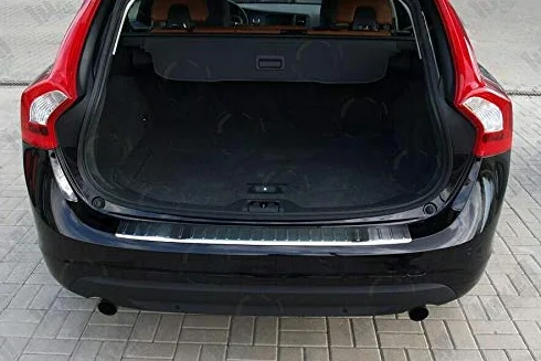 Striscia cromata in acciaio inox protezione paraurti posteriore Volvo V60 2010+