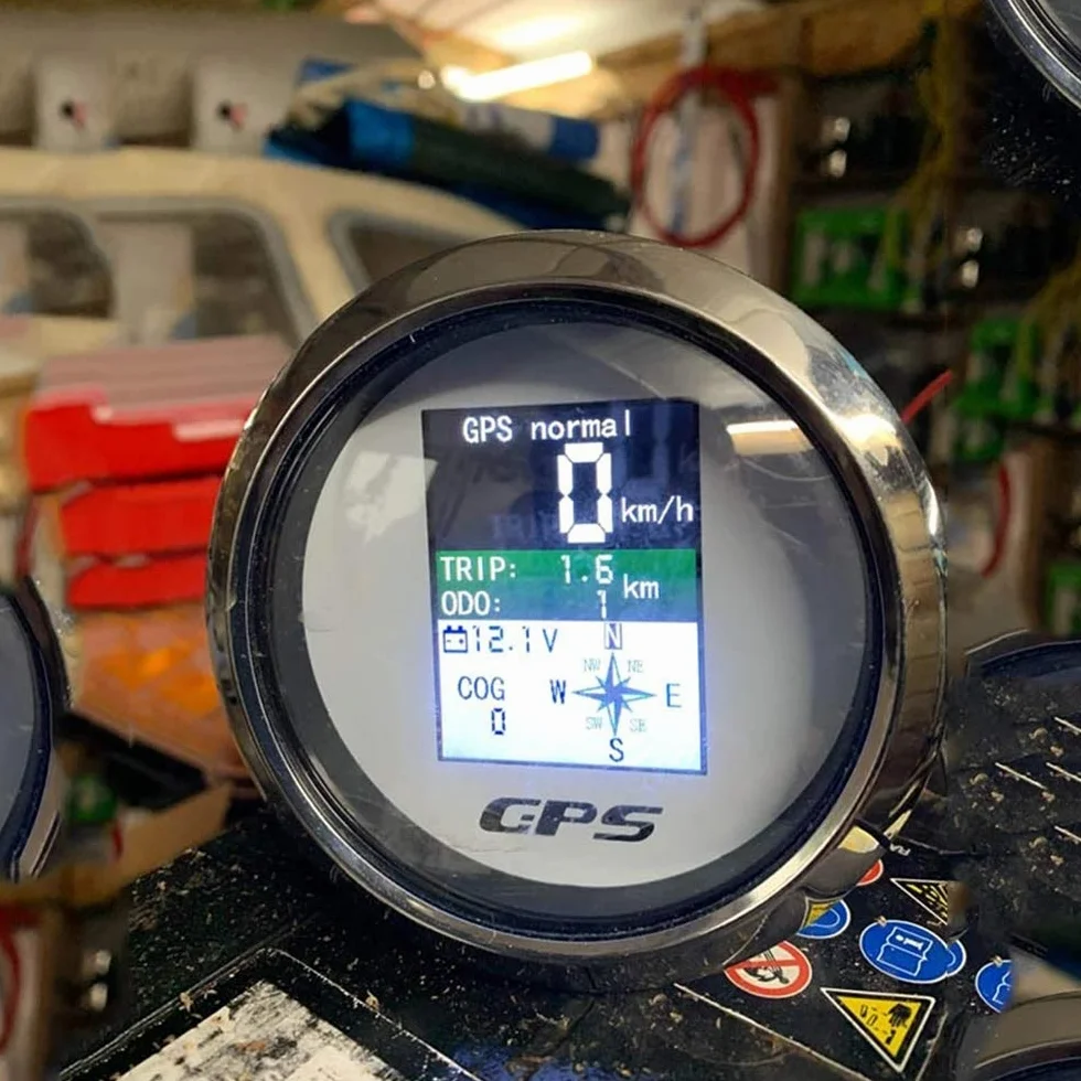 KAOLALI Tachimetro GPS da 85 MM Contachilometri Contagiri Digitale con Schermo TFT Impermeabile con Antenna GPS per Moto da Barca Auto